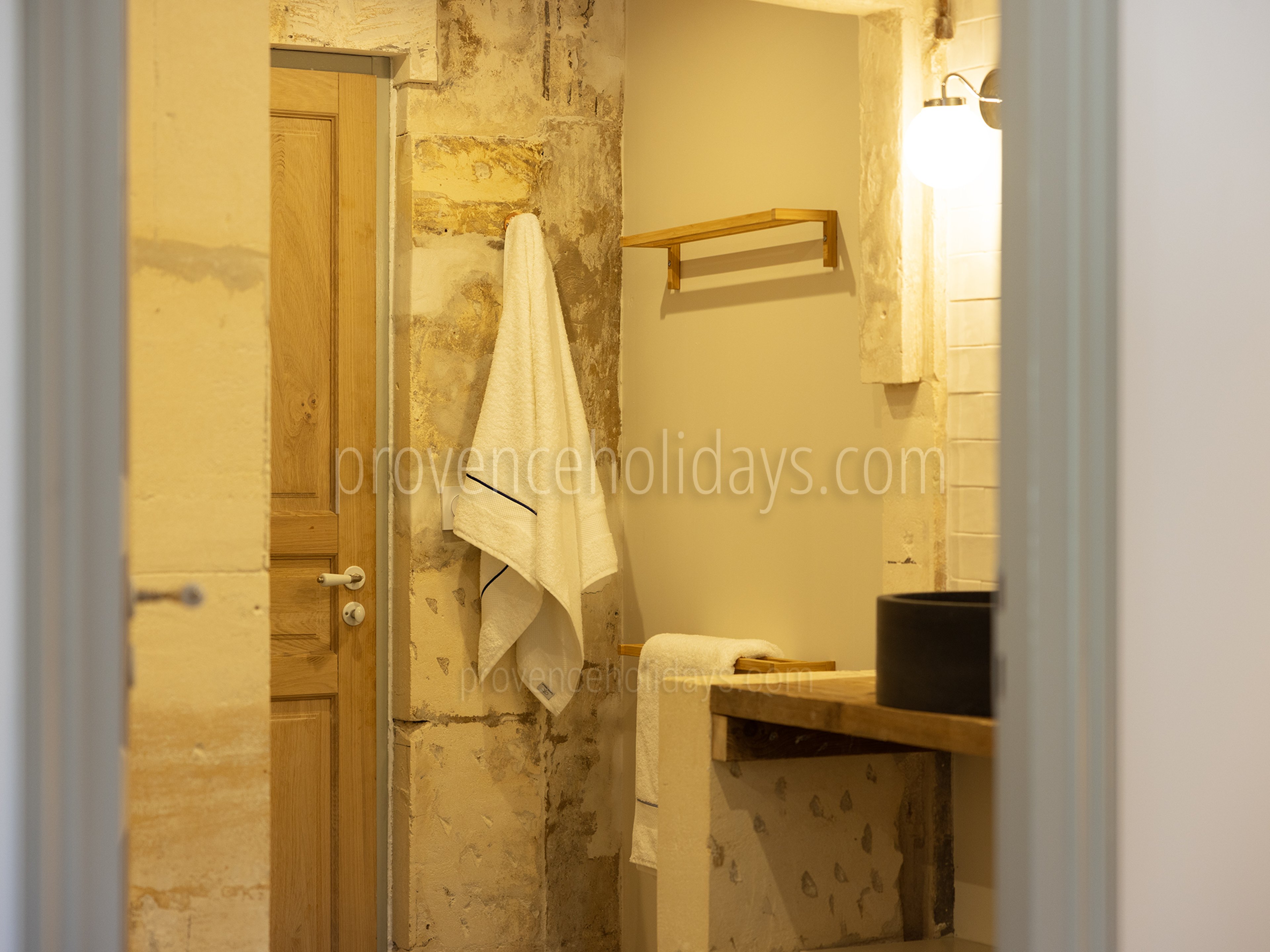 62 - Bastide Mouriès: Villa: Bathroom