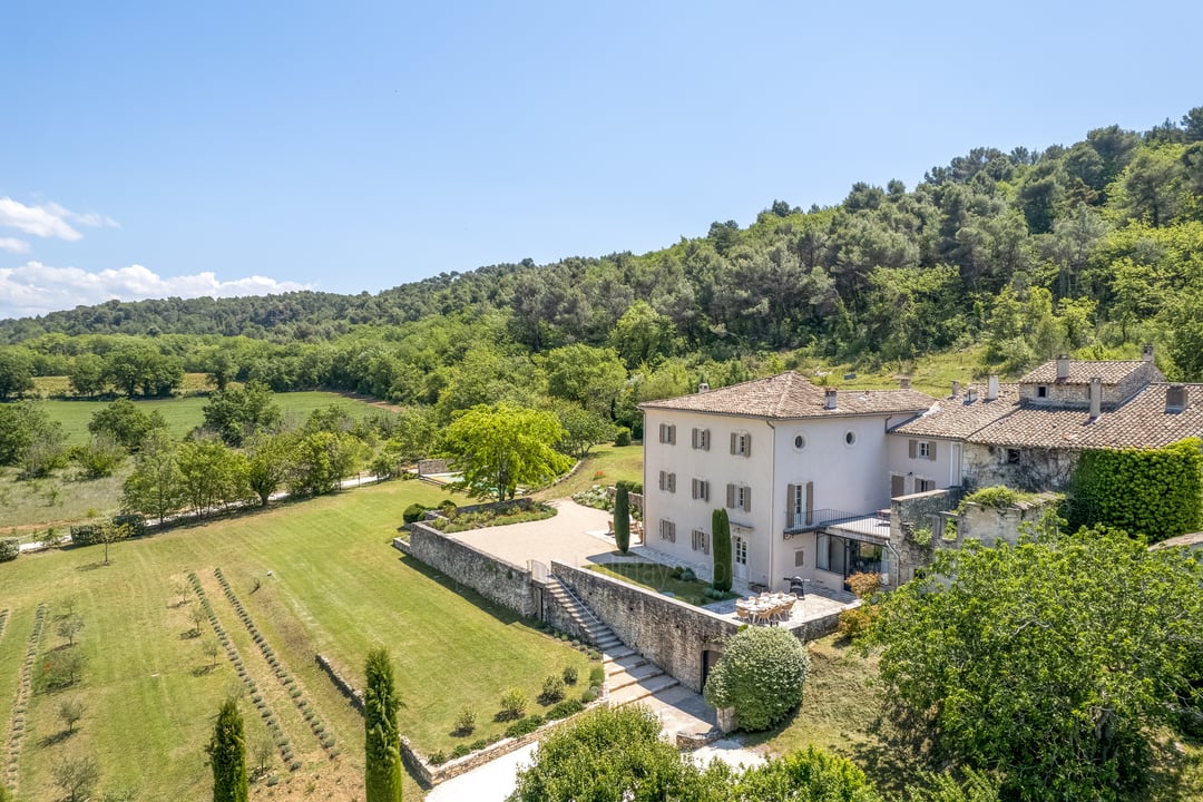 17 - Bastide des Magnans: Villa: Exterior