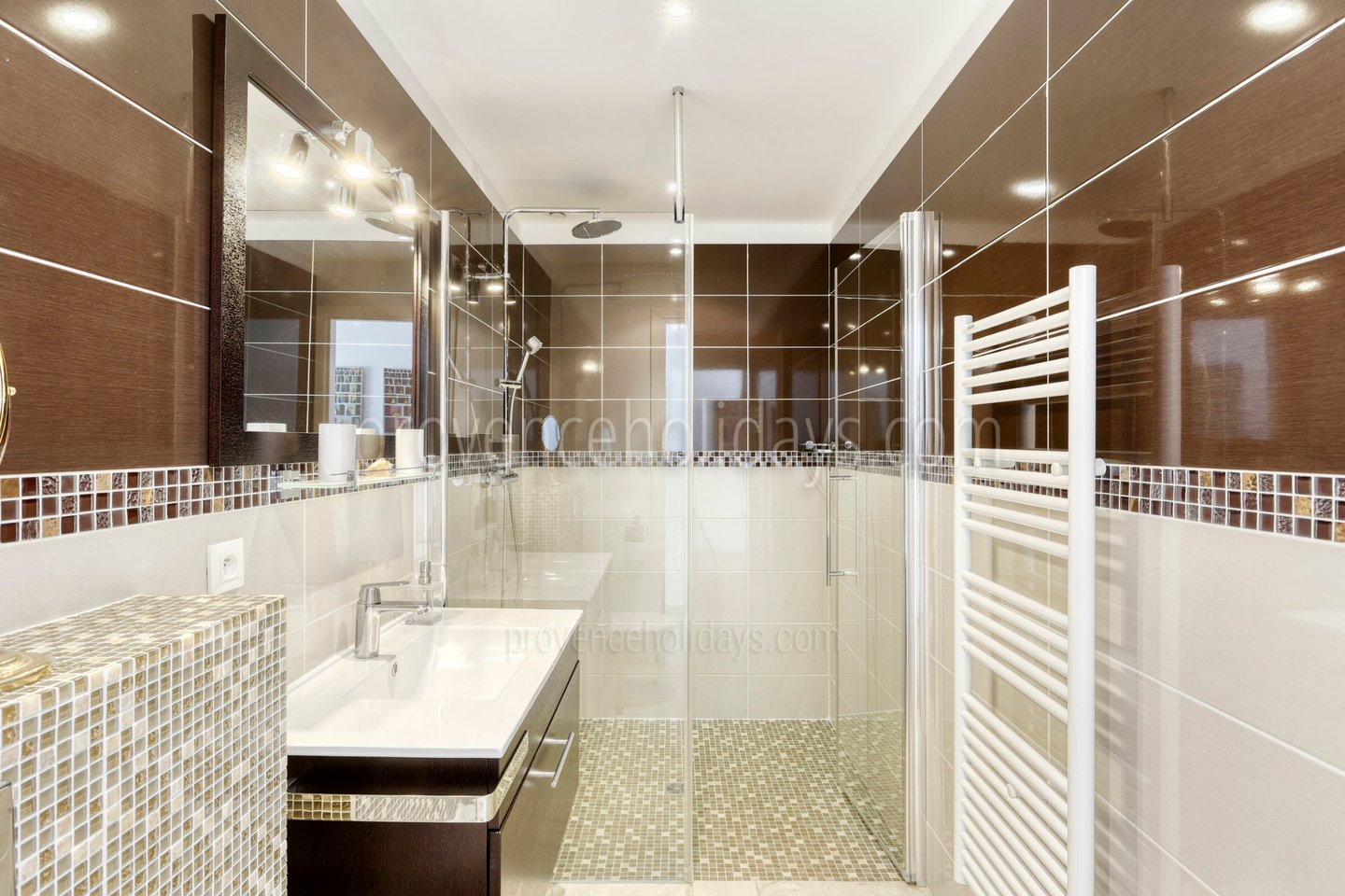 18 - Villa Montcrépuscule: Villa: Bathroom