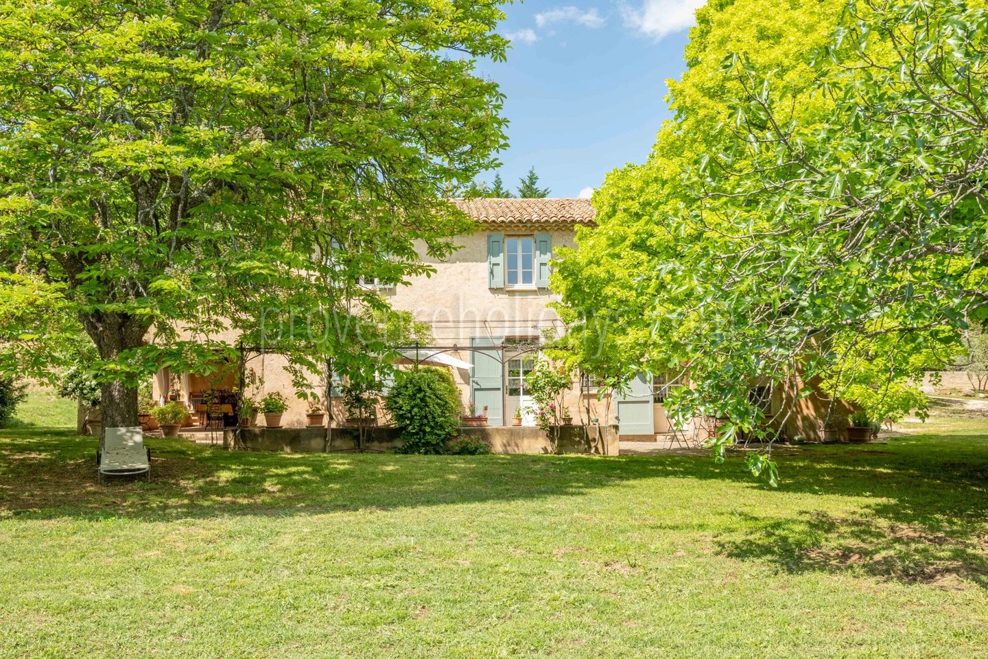 1 - Provençal mas in Ansouis: Villa: Exterior