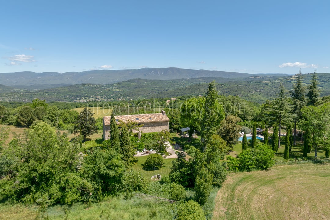 Gerenoveerde middeleeuwse kapel in de Luberon