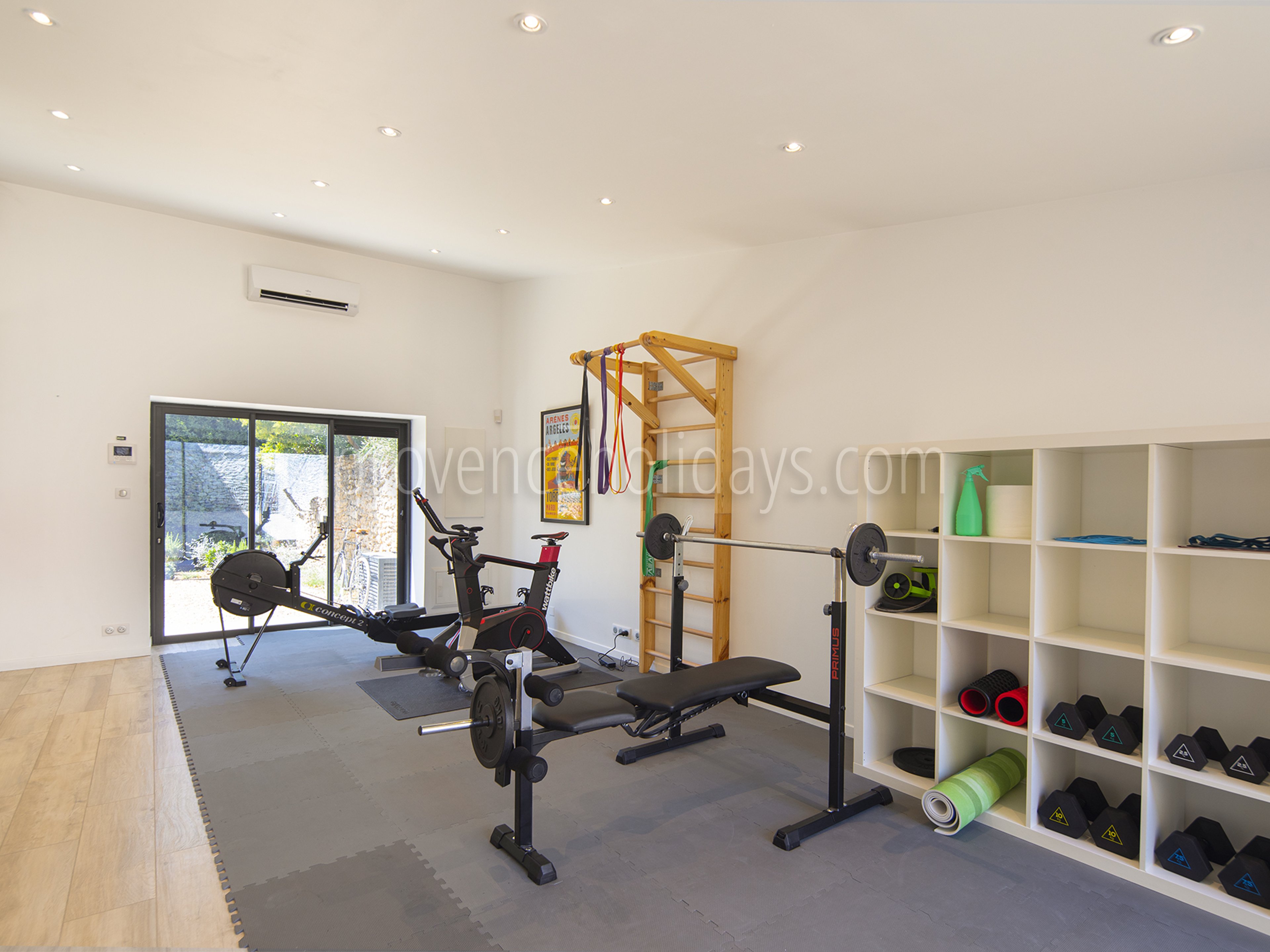 34 - Mas de la Lône: Villa: Interior