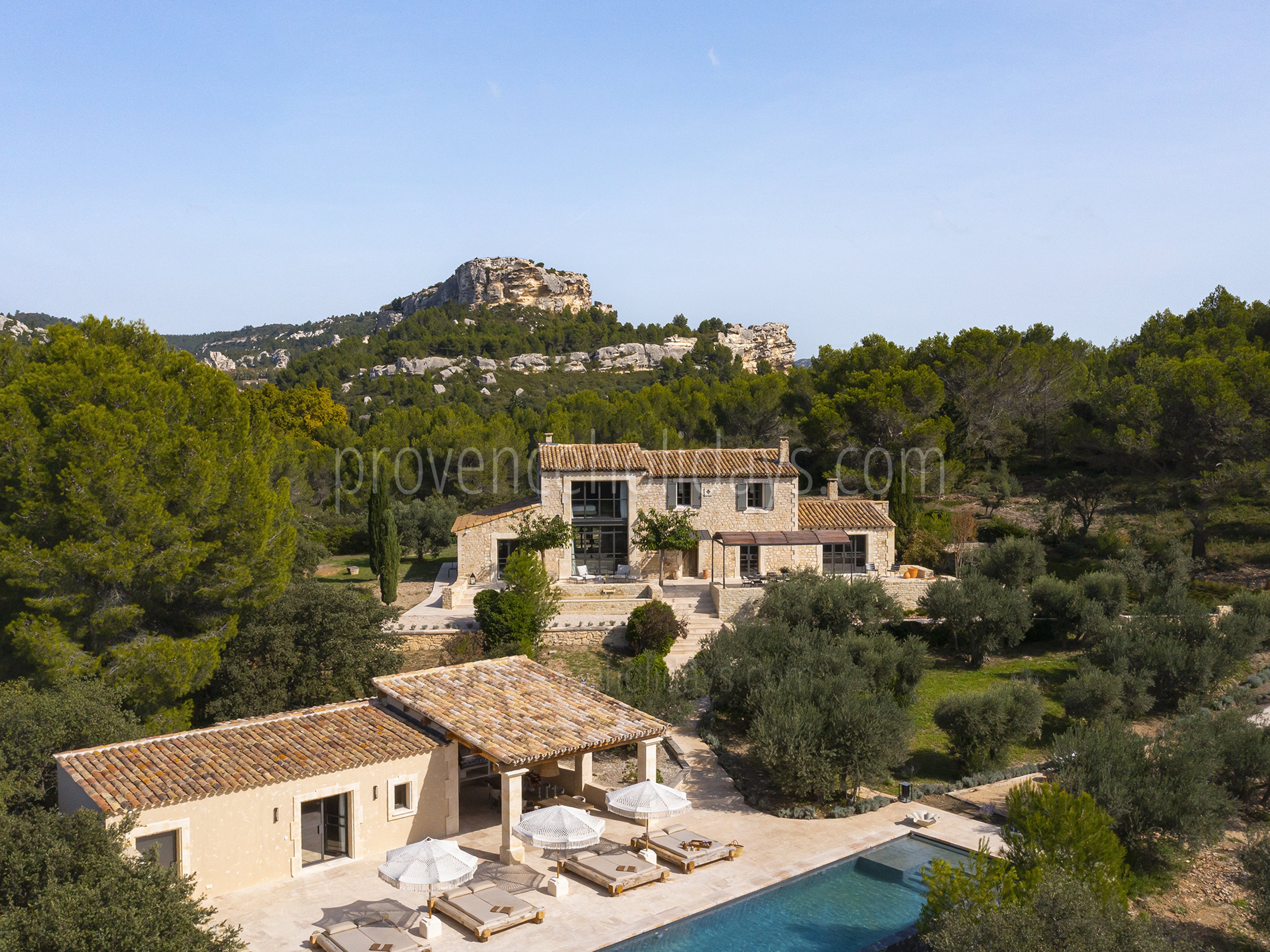 28 - Mas Idéal: Villa: Exterior