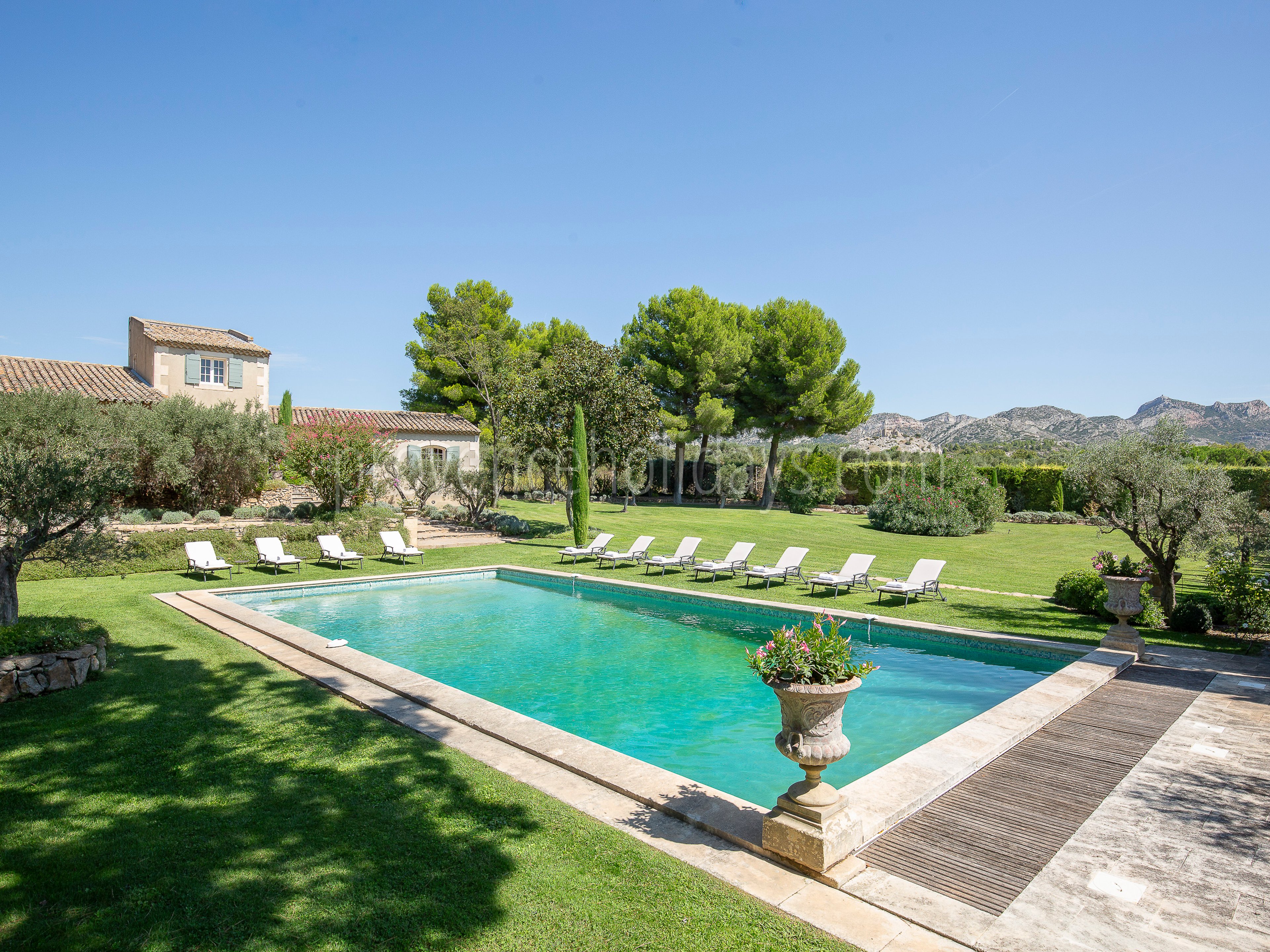 -3 - Le Mas de l\'Auro: Villa: Pool
