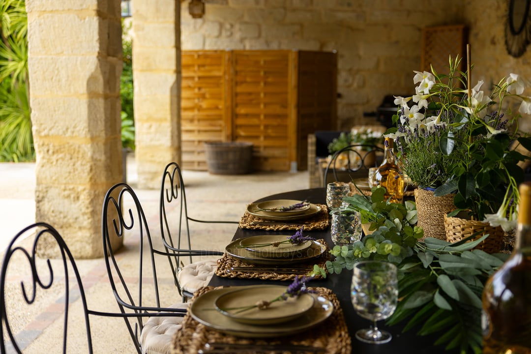 24 - La Bâtisse d\'Uzès: Villa: Interior