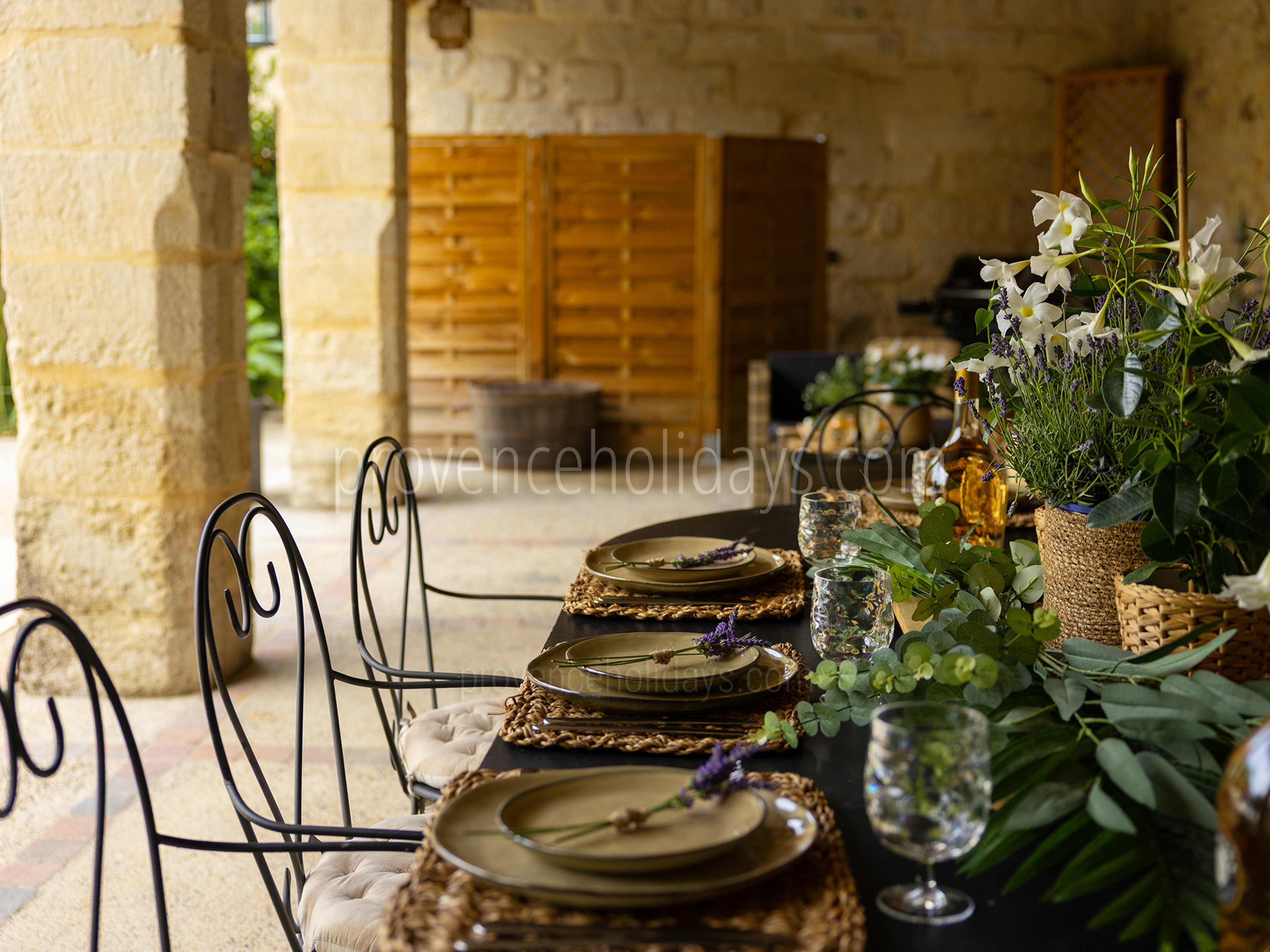 24 - La Bâtisse d\'Uzès: Villa: Interior