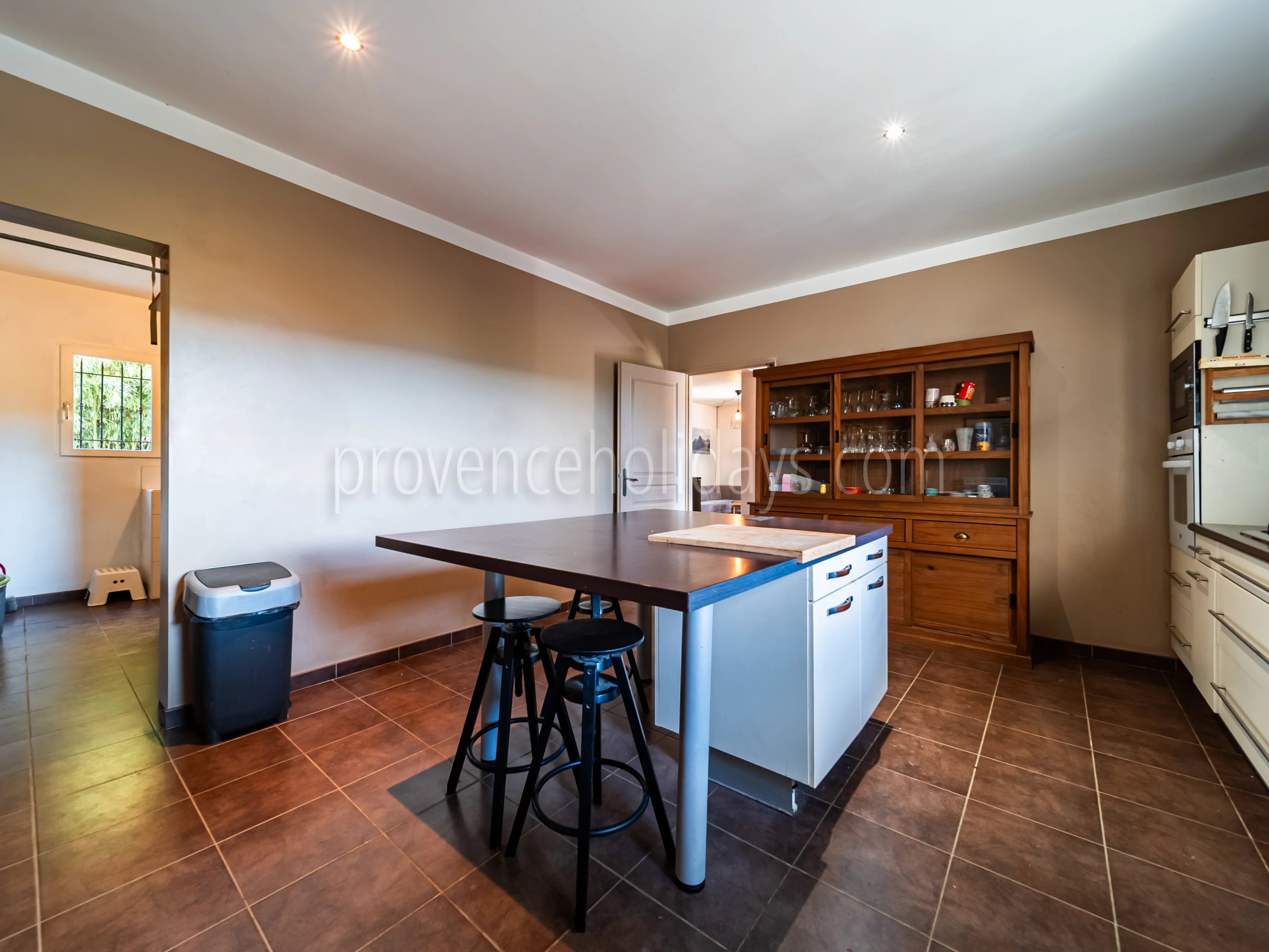 11 - Character house in Cabrières-d’Avignon: Villa: Interior