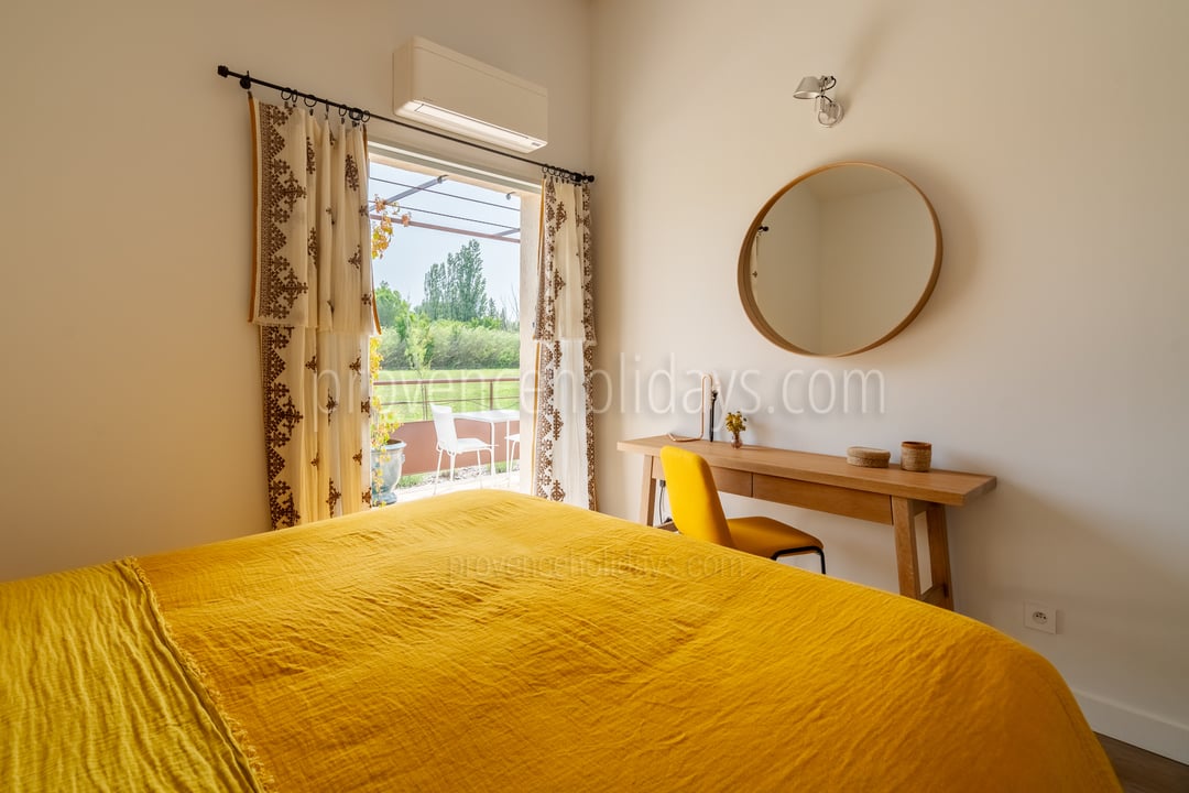 62 - Le Mas du Rollier: Villa: Bedroom