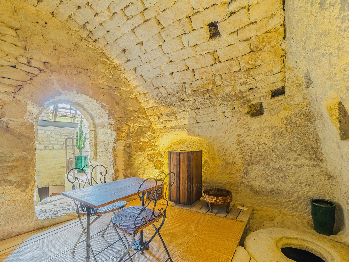 22 - Maison Rochevieille: Villa: Interior