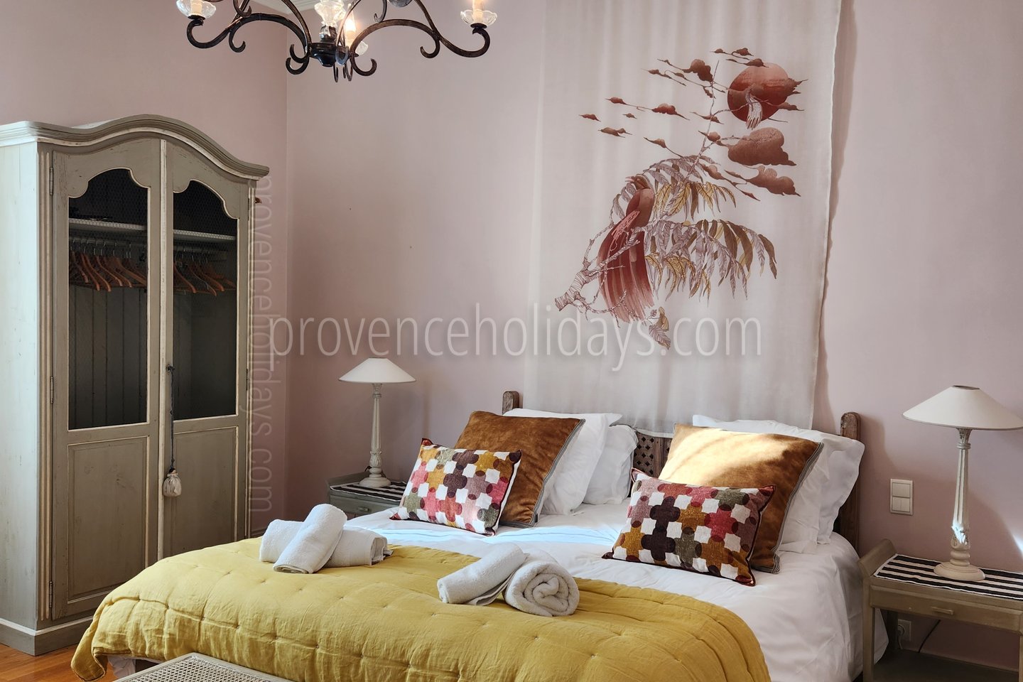 33 - Bastide Lacoste: Villa: Interior