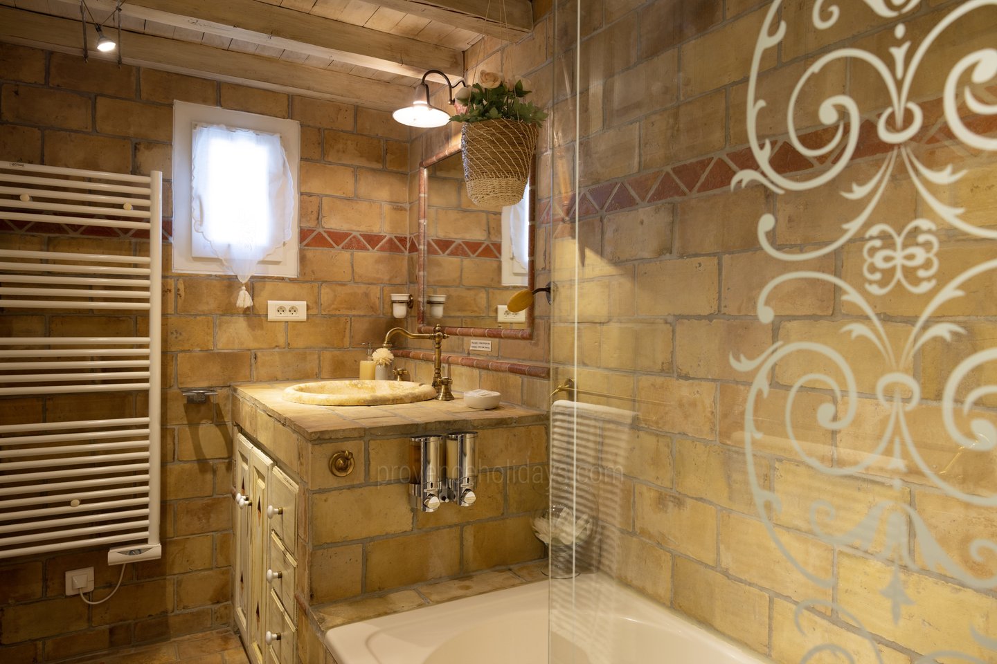 37 - Mas de l\'Oiseau: Villa: Bathroom