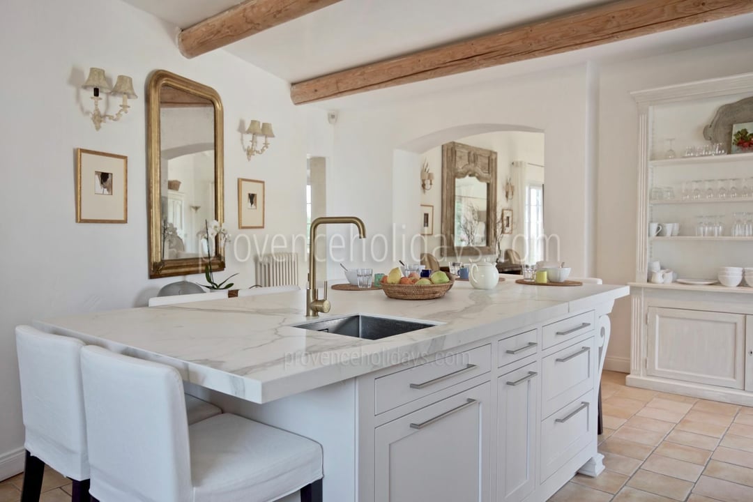 36 - Mas de Gordes: Villa: Interior