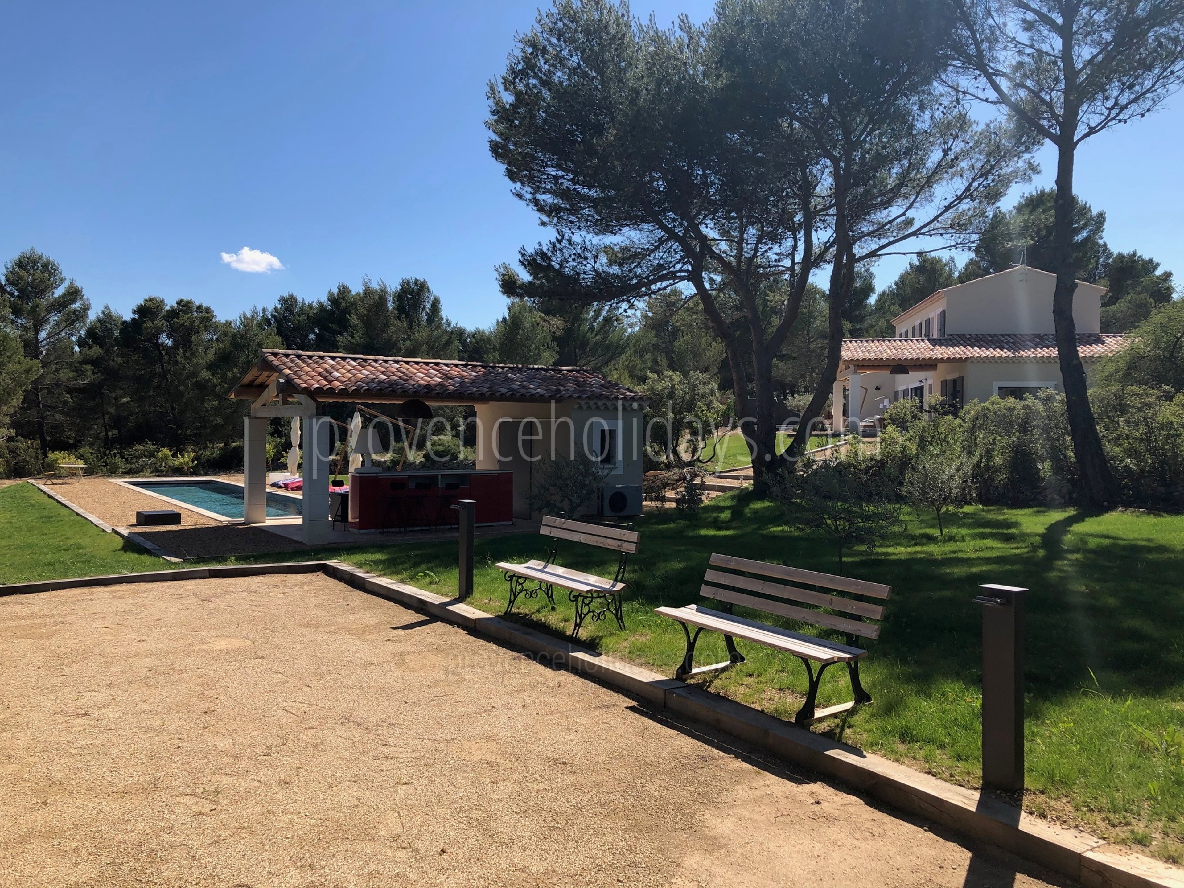 17 - Maison Poulinas: Villa: Exterior