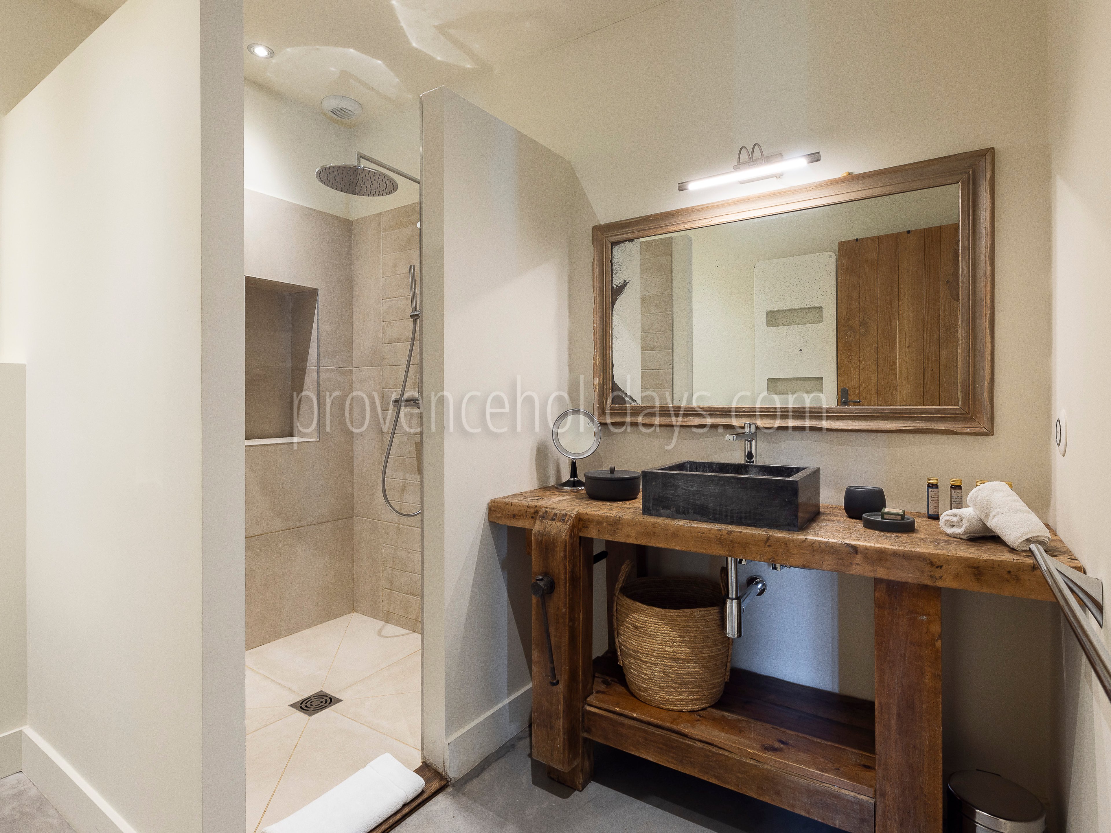 28 - Le Domaine de L\'Or Vert: Villa: Bathroom