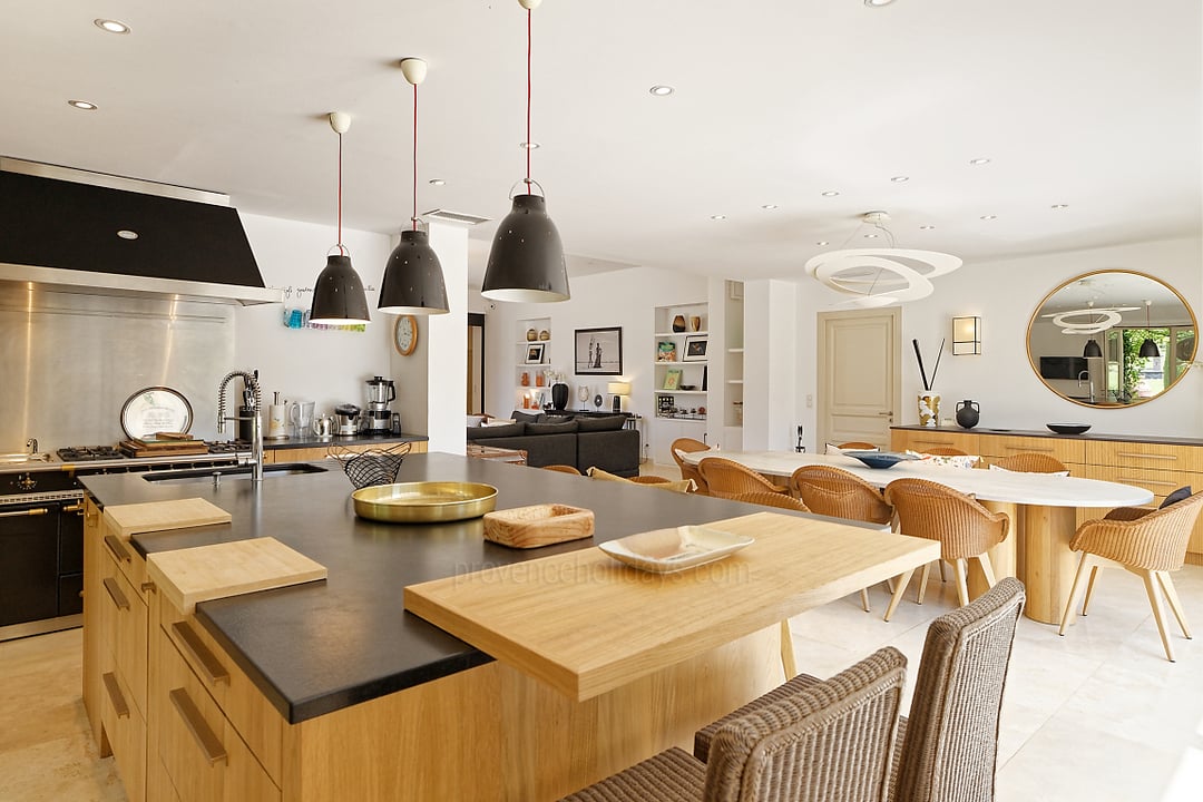 19 - Mas Aurelia: Villa: Interior