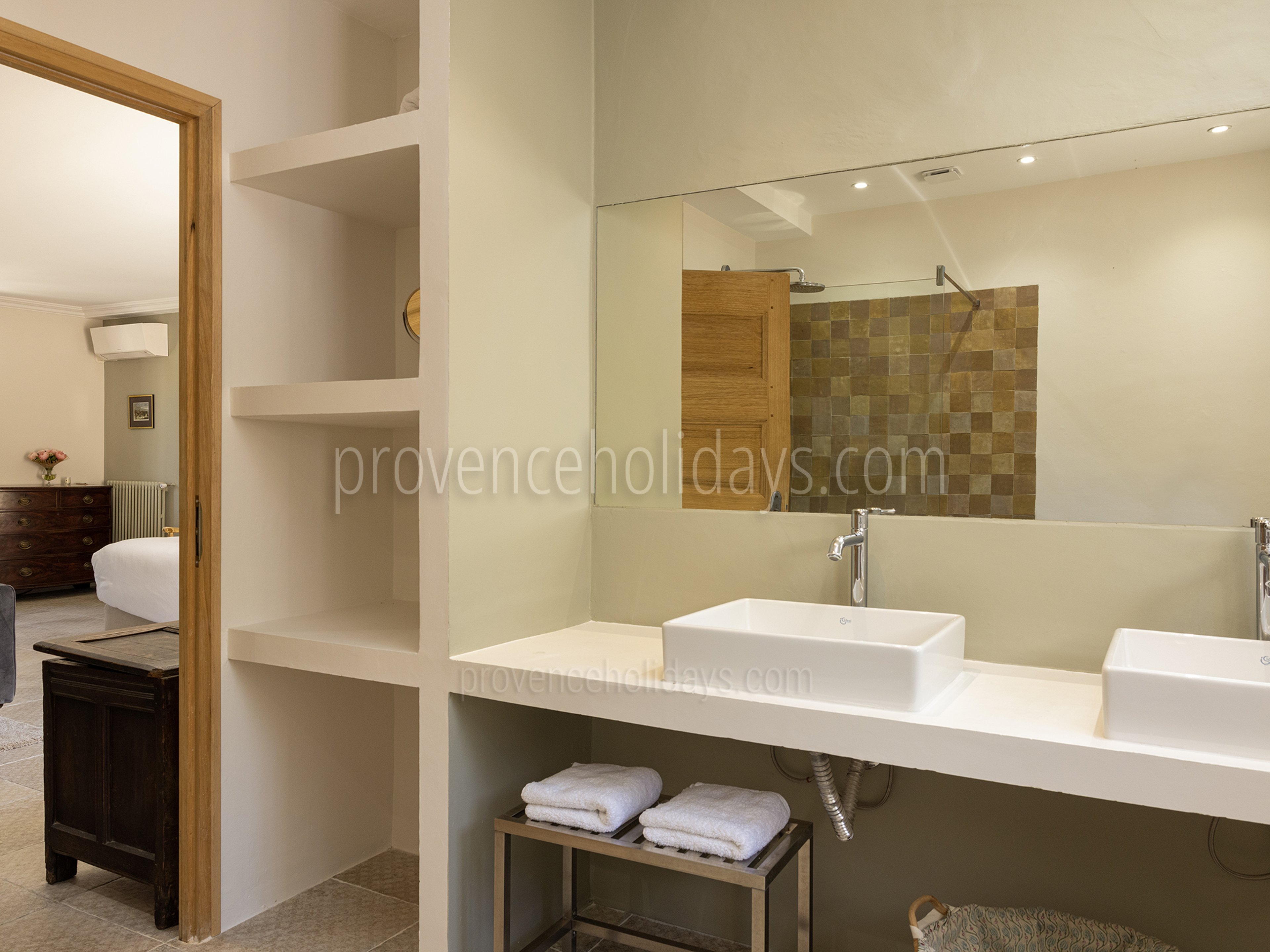 17 - Le Mazet Saint Paul: Villa: Bathroom