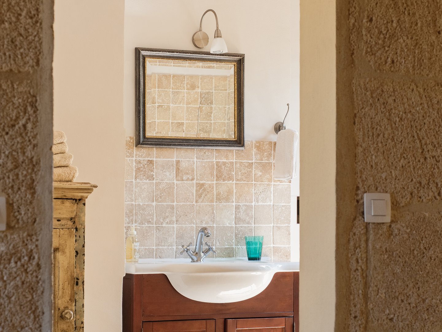 60 - Mas Pont-du-Gard: Villa: Bathroom