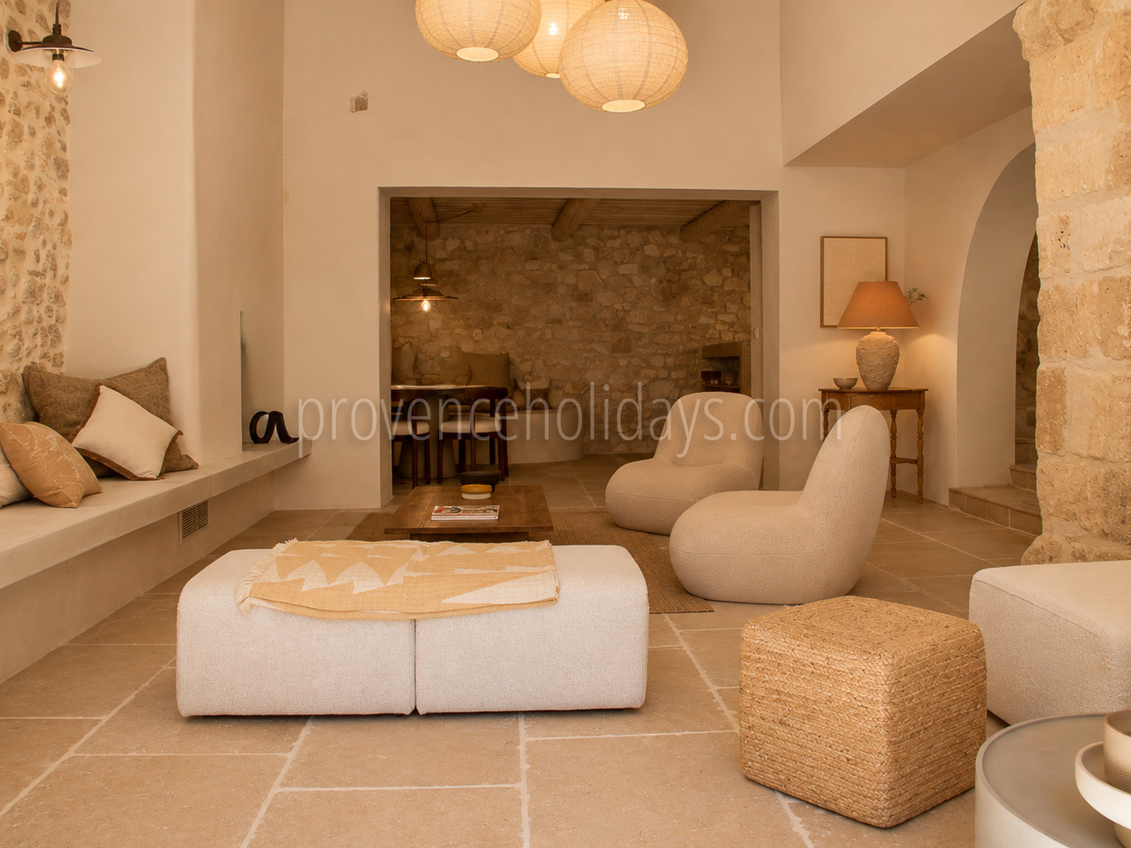 27 - Mas rénové à pied d\'Eygalières: Villa: Interior