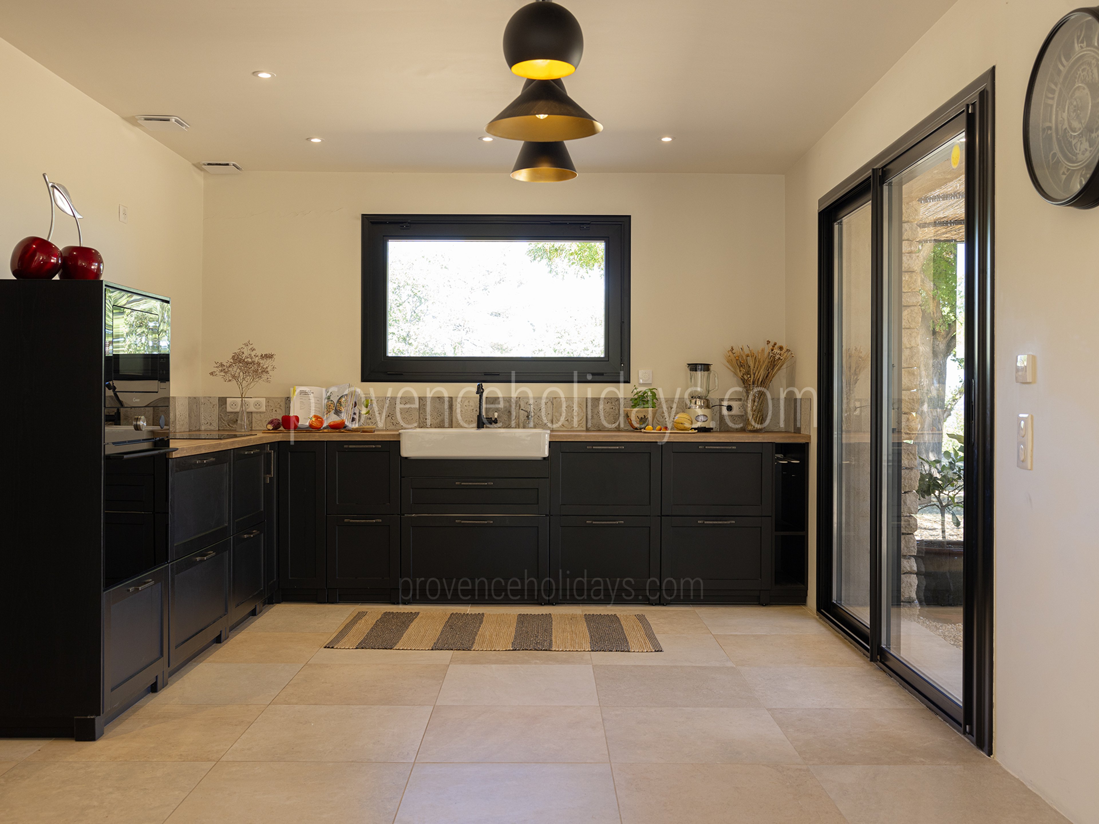 25 - Mas des Firmins: Villa: Interior