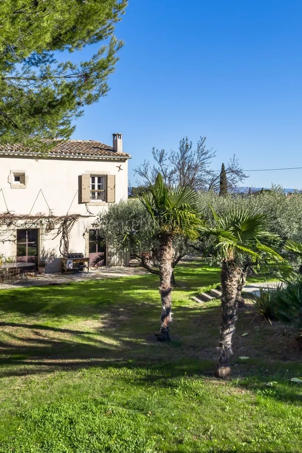 1 - Stone bastide in Cavaillon: Villa: Pool
