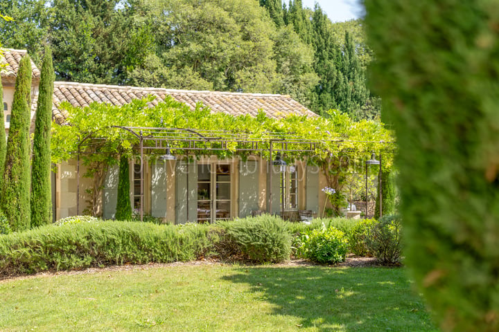 34 - Mas des Chênes Verts: Villa: Exterior