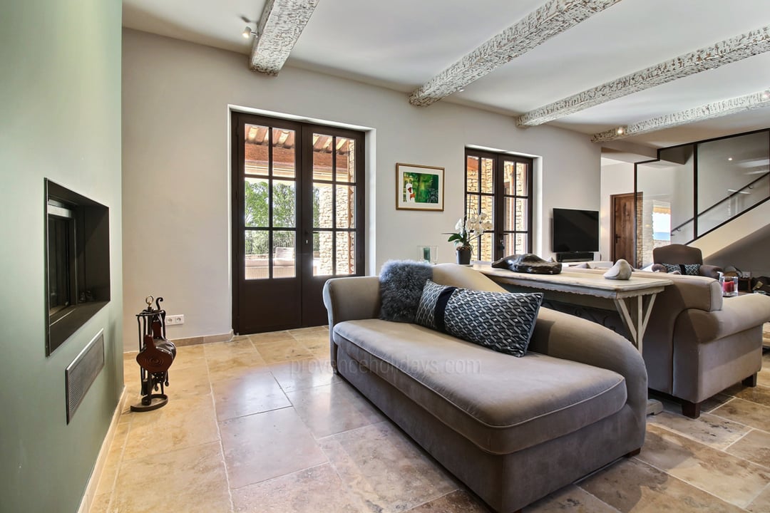 26 - Mas des Fonts: Villa: Interior