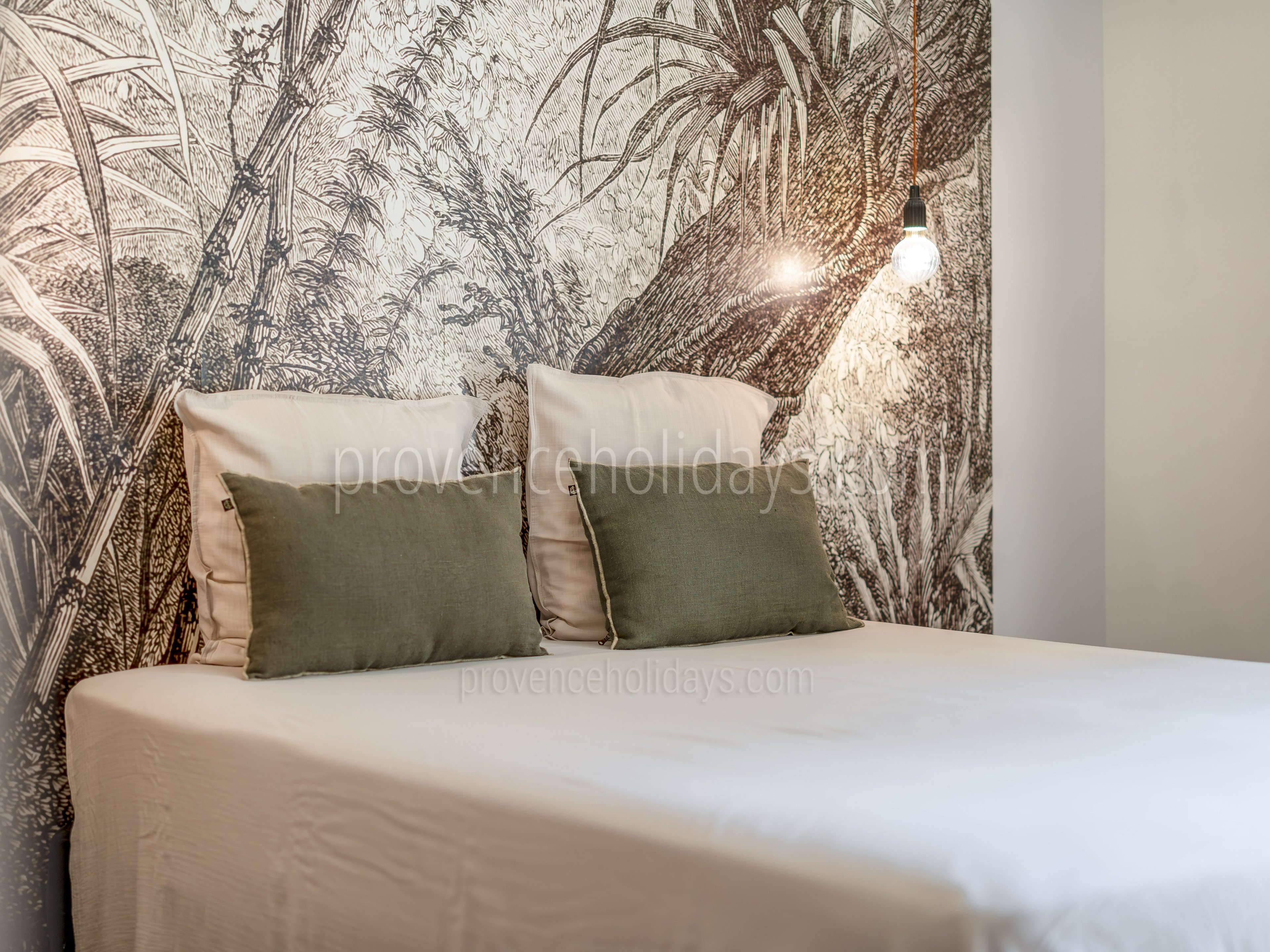 40 - Mas des Chênes Blancs: Villa: Bedroom