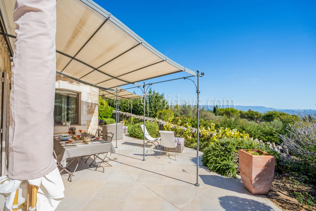 18 - Mas du Petit Luberon: Villa: Exterior
