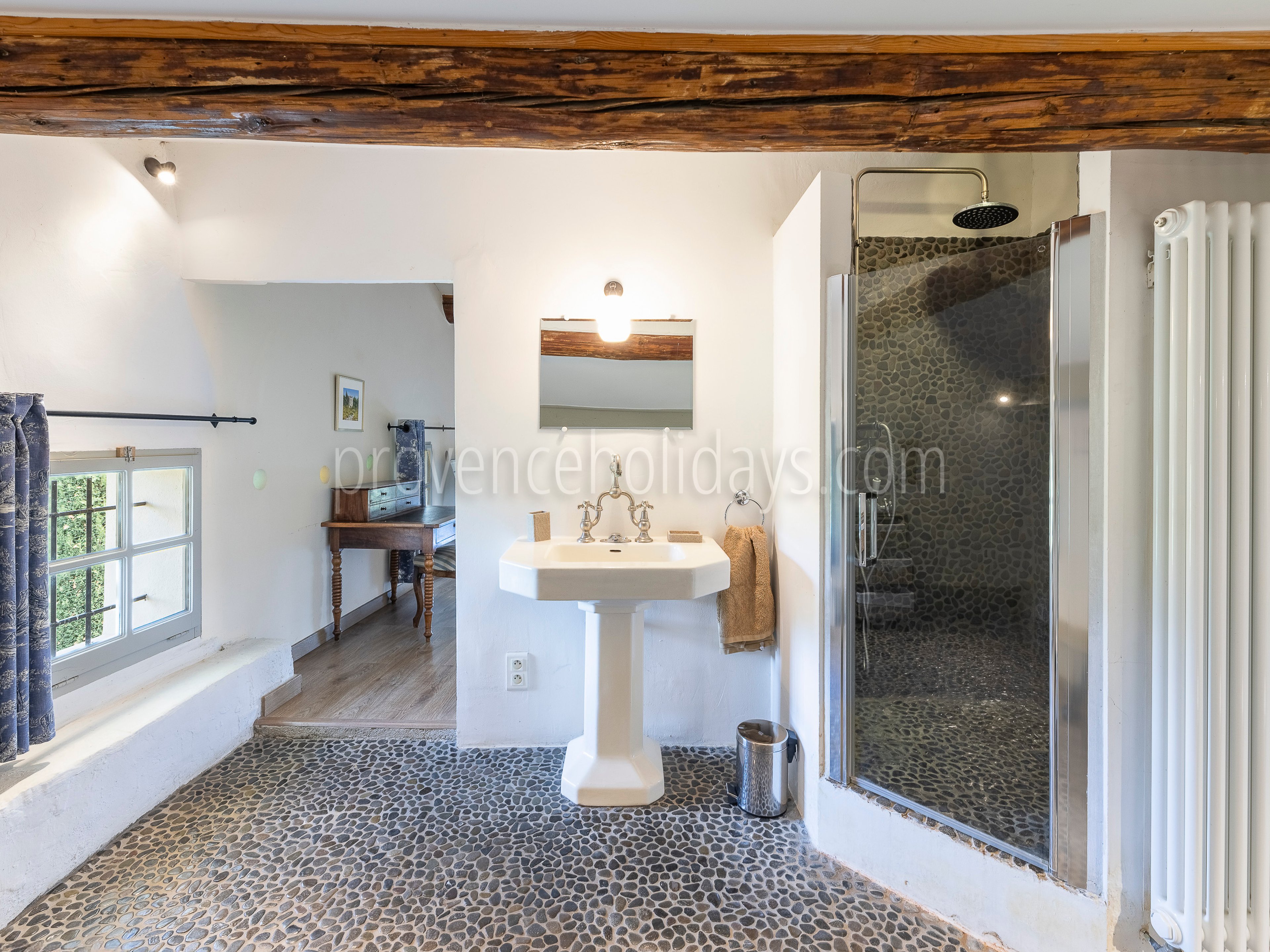 23 - La Grande Bastide d\'Ocre: Villa: Bathroom 4
