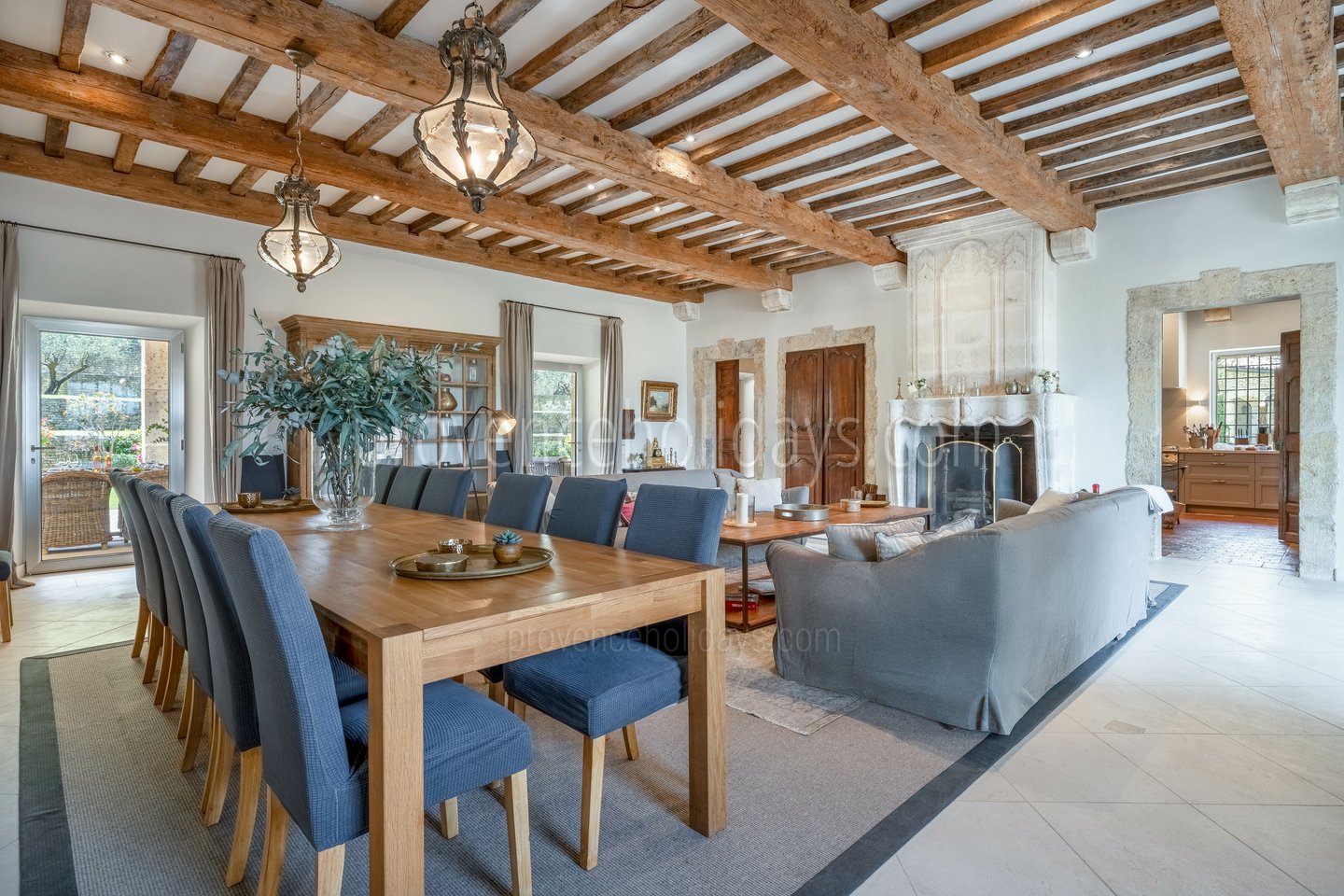 31 - Le Mas de Goult (24): Villa: Interior