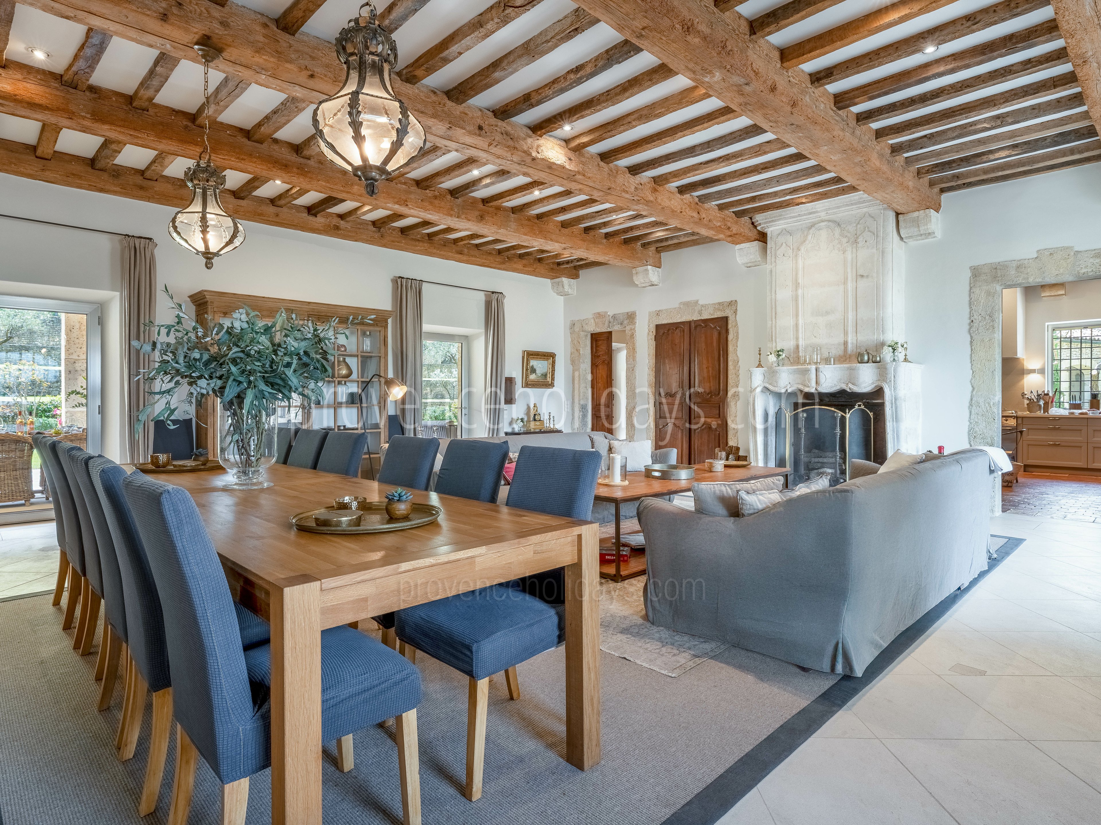 31 - Le Mas de Goult (24): Villa: Interior