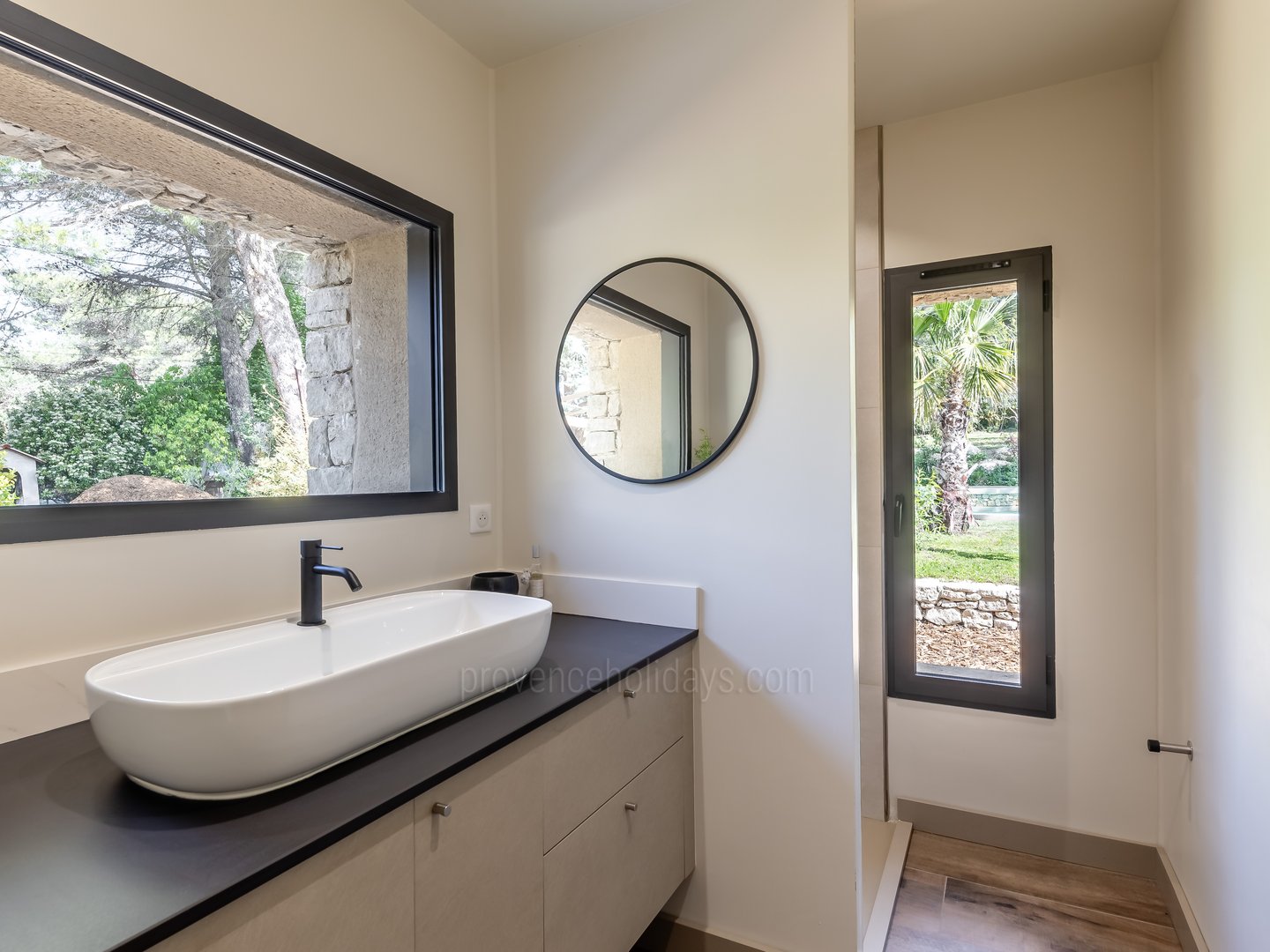 13 - Maison Mistral: Villa: Bathroom
