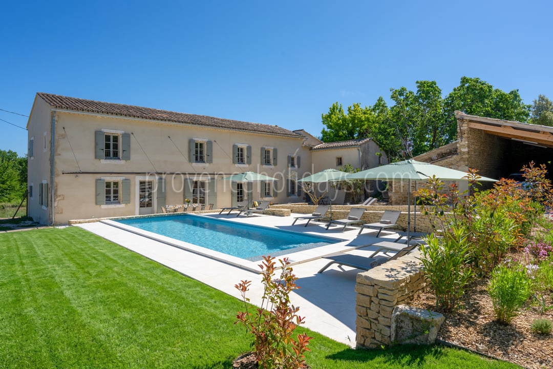 Elegante moderne Villa im Herzen der Weinberge