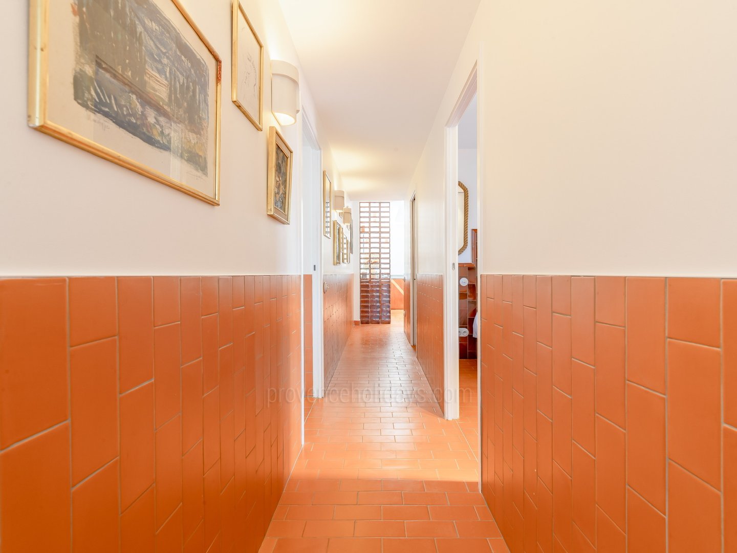 37 - Maison Bardot: Villa: Interior