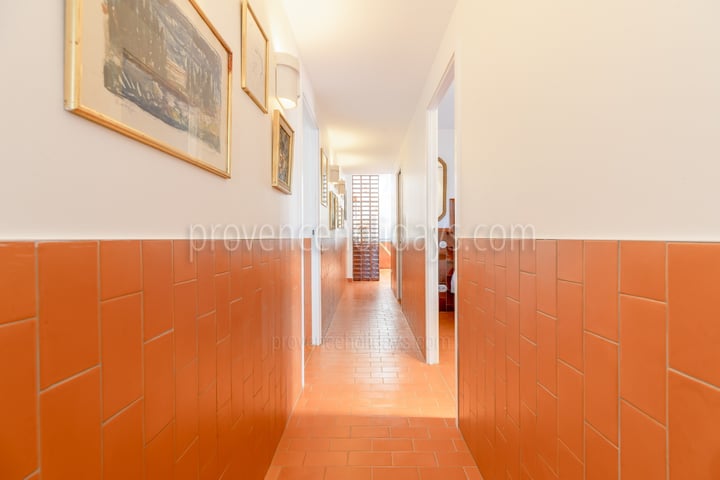 37 - Maison Bardot: Villa: Interior
