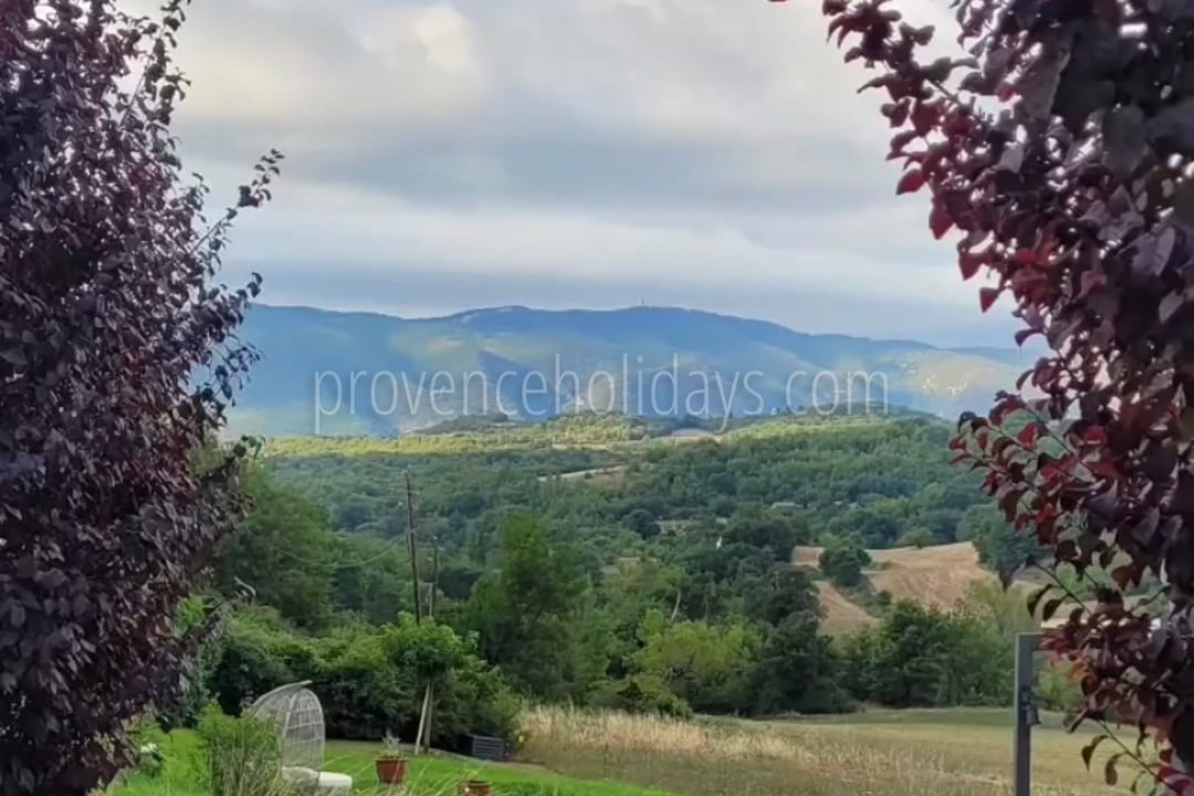 38 - Le Mas du Vallon: Villa: Exterior