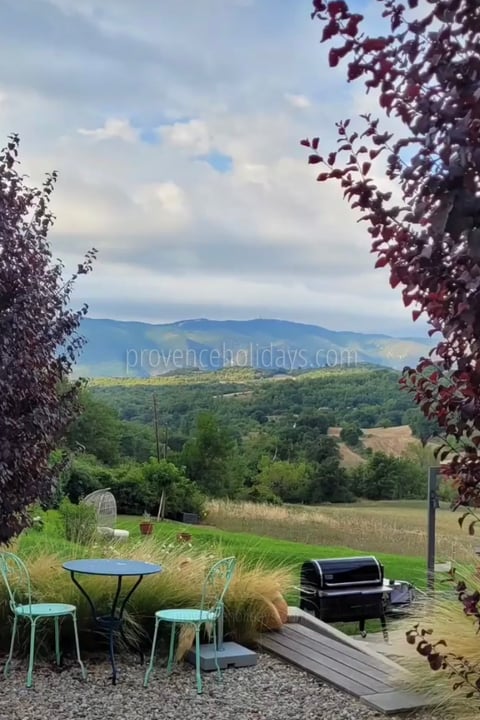 38 - Le Mas du Vallon: Villa: Exterior