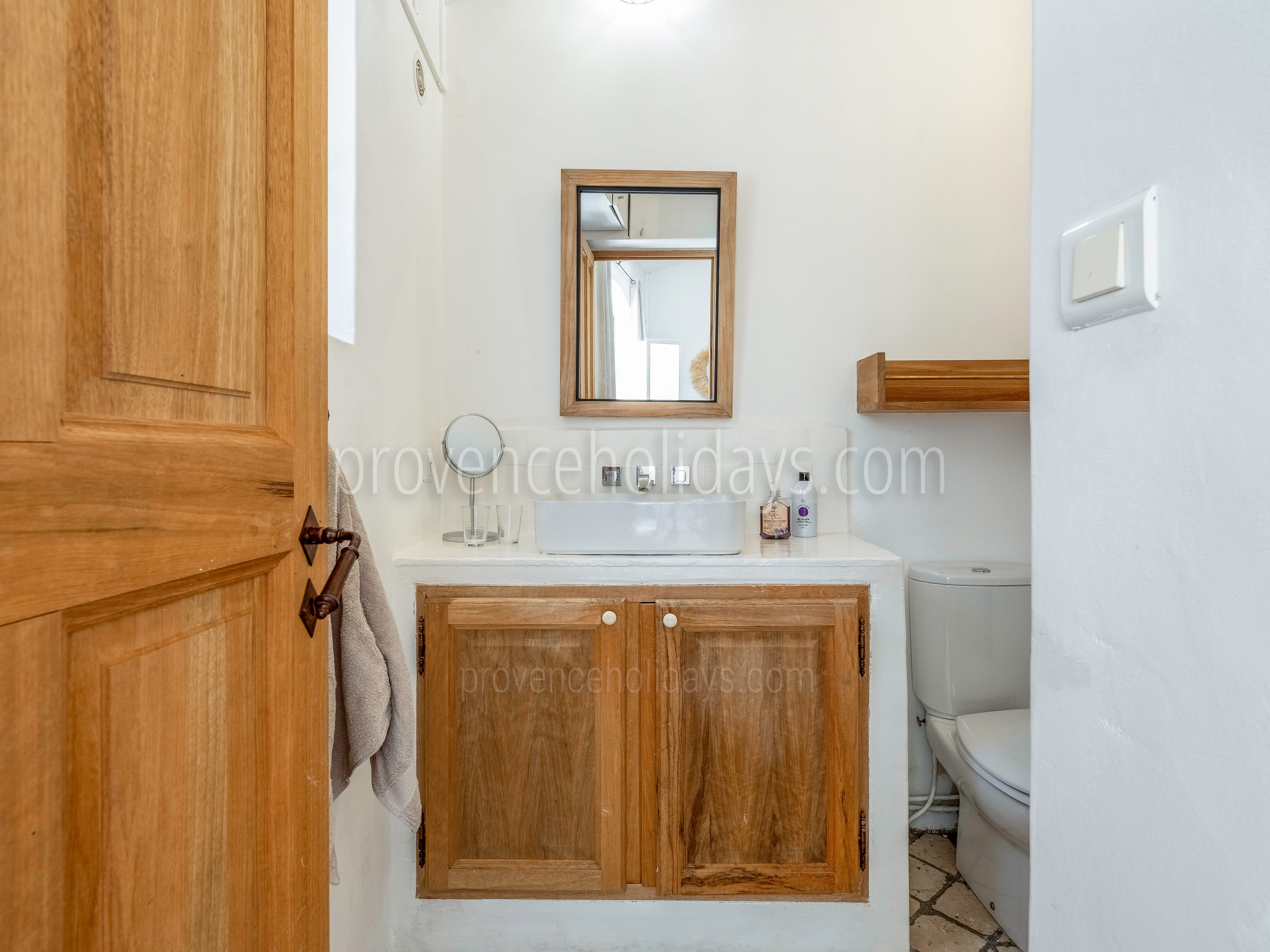 17 - Maison Capoune: Villa: Bathroom