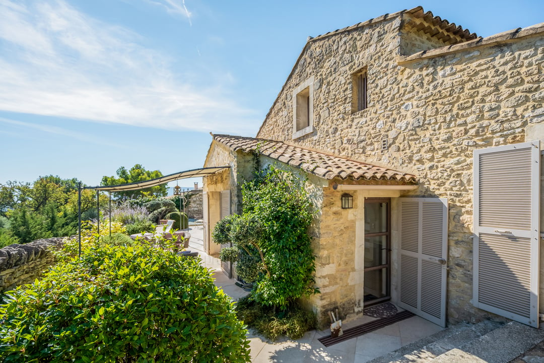 61 - Mas du Petit Luberon: Villa: Exterior