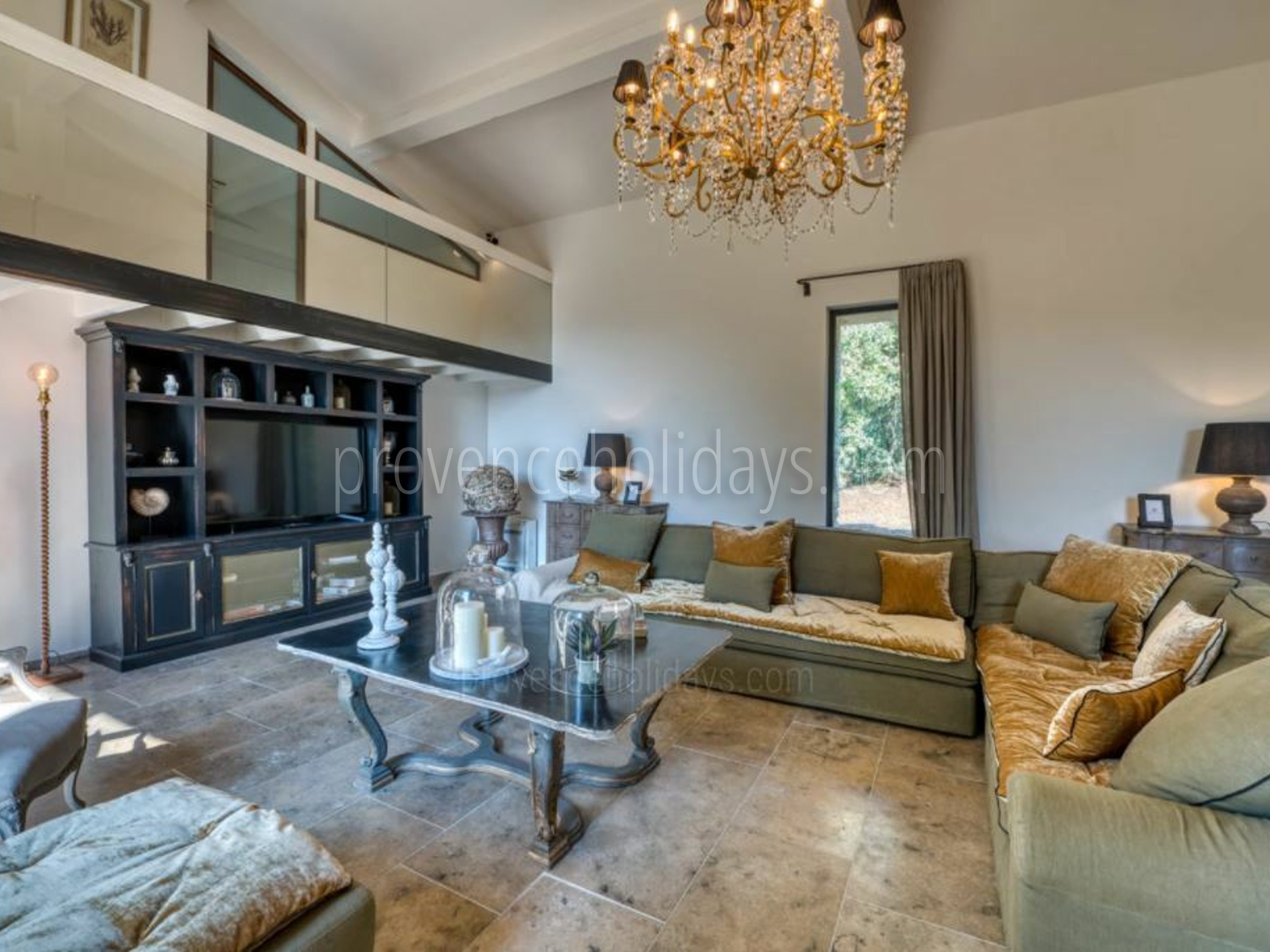 14 - Villa Daurèio: Villa: Interior