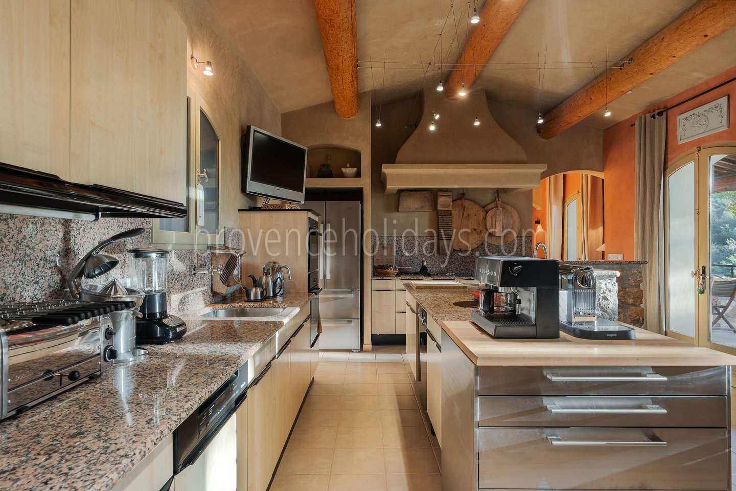 3 - Domaine Three Lakes: Villa: Interior