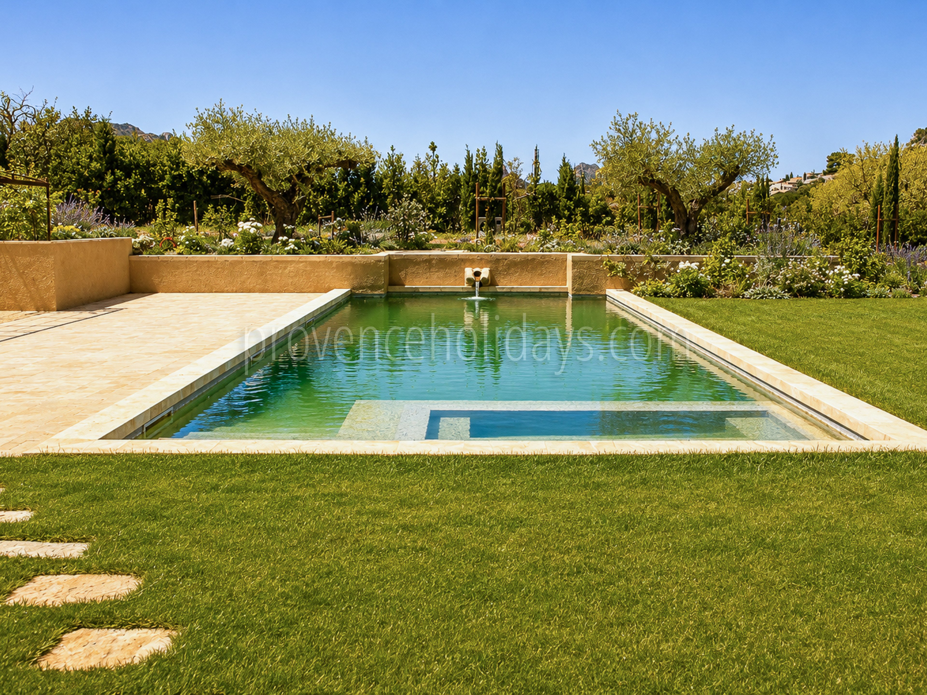 13 - Mas provençal à Eygalières: Villa: Pool