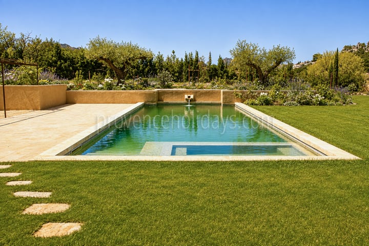 13 - Mas provençal à Eygalières: Villa: Pool