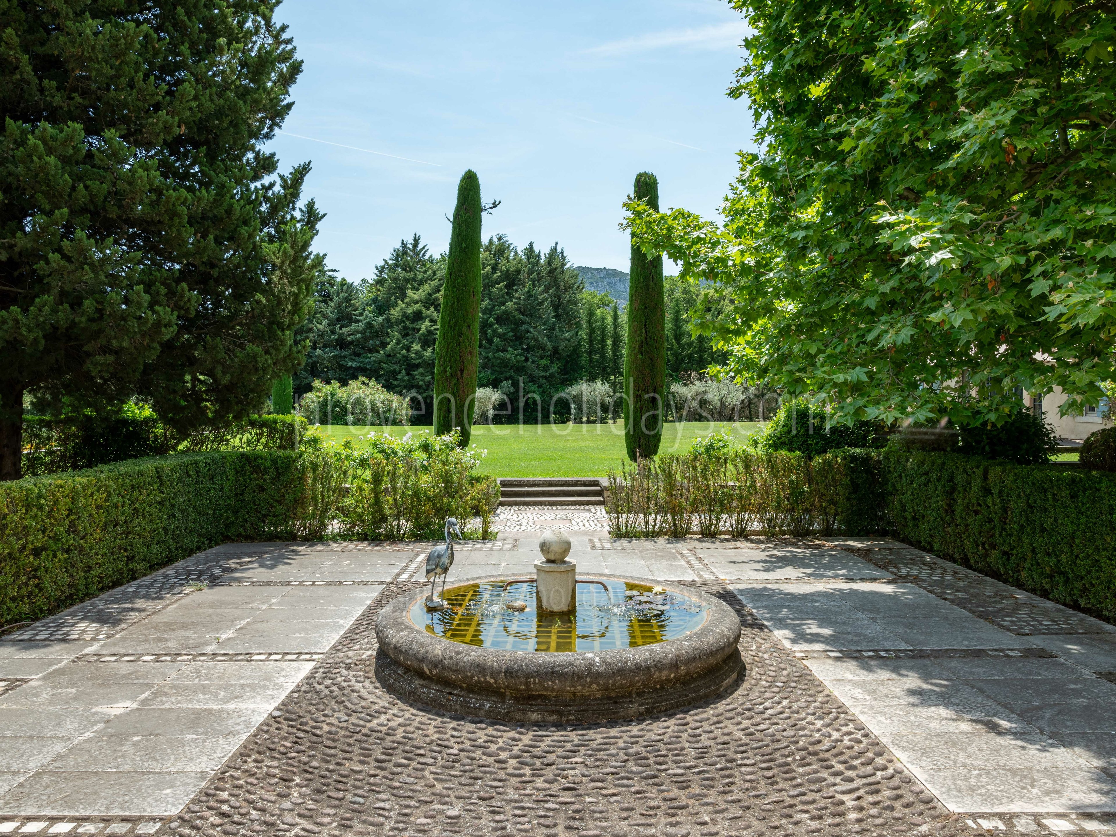 64 - Mas Provence: Villa: Exterior