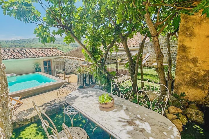 Charming villa retreat in the heart of Bonnieux