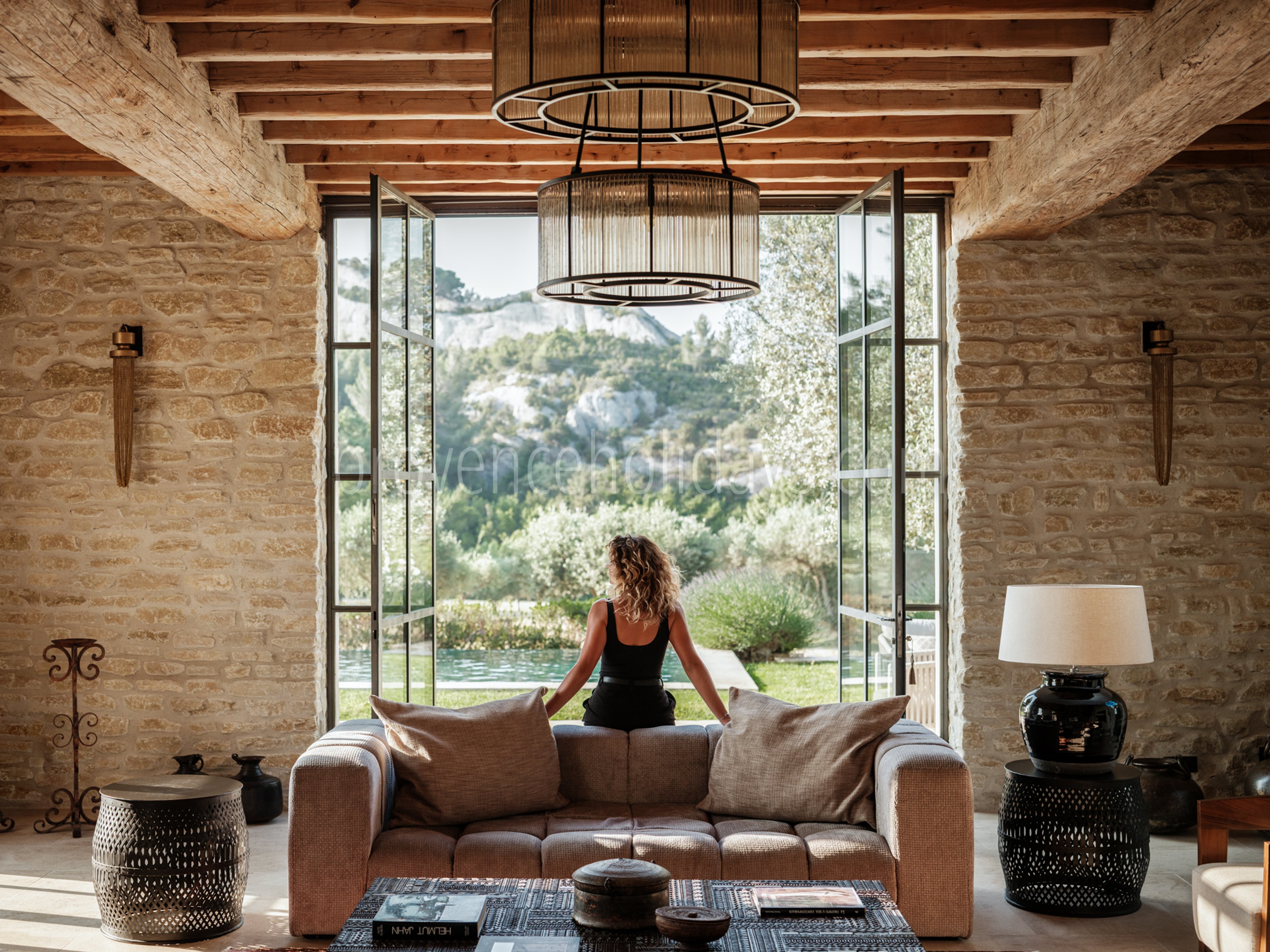 38 - La Bastide de Maussane: Villa: Interior