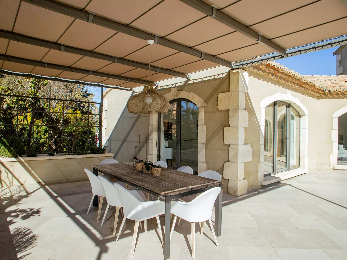9 - Le Mas des Bories: Villa: Exterior