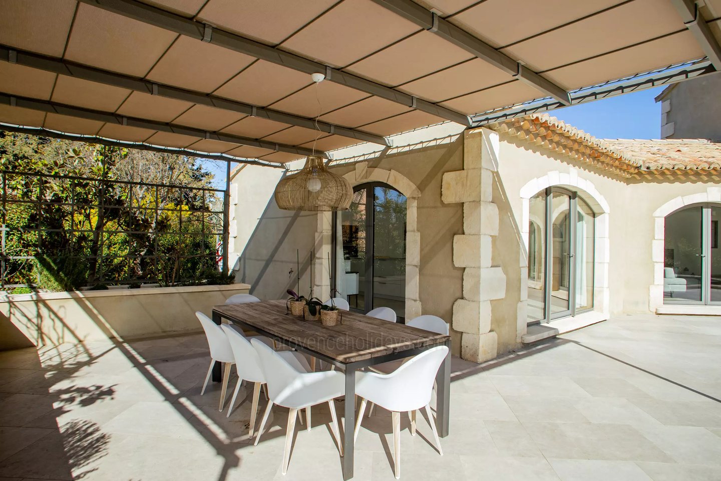 9 - Le Mas des Bories: Villa: Exterior