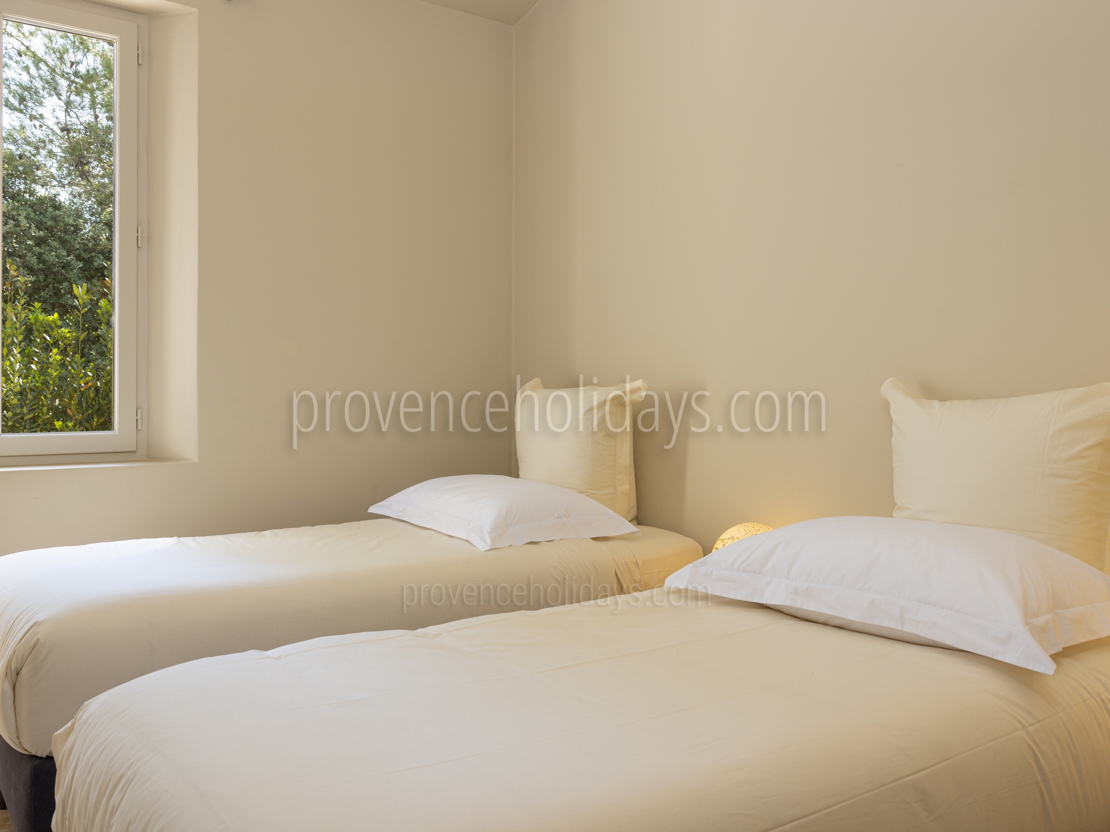28 - Maison Méjeans: Villa: Bedroom