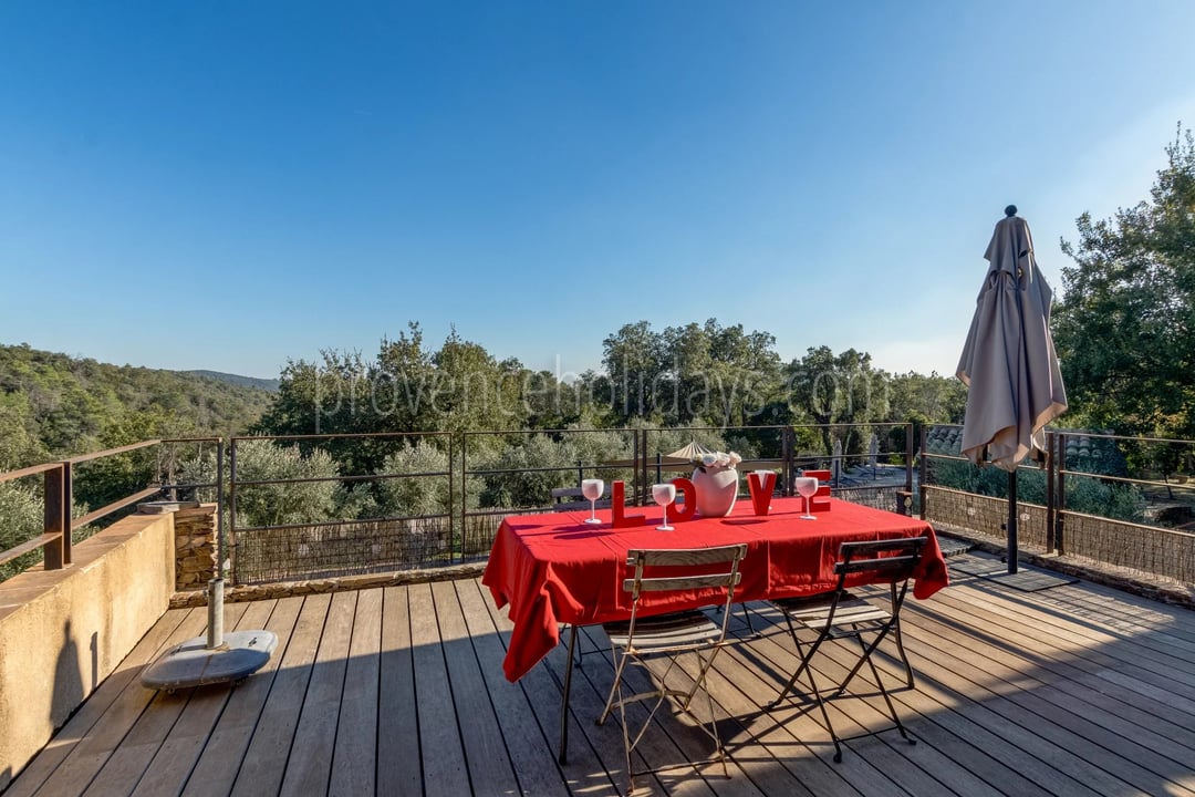 23 - Stone estate in La Garde-Freinet: Villa: Exterior